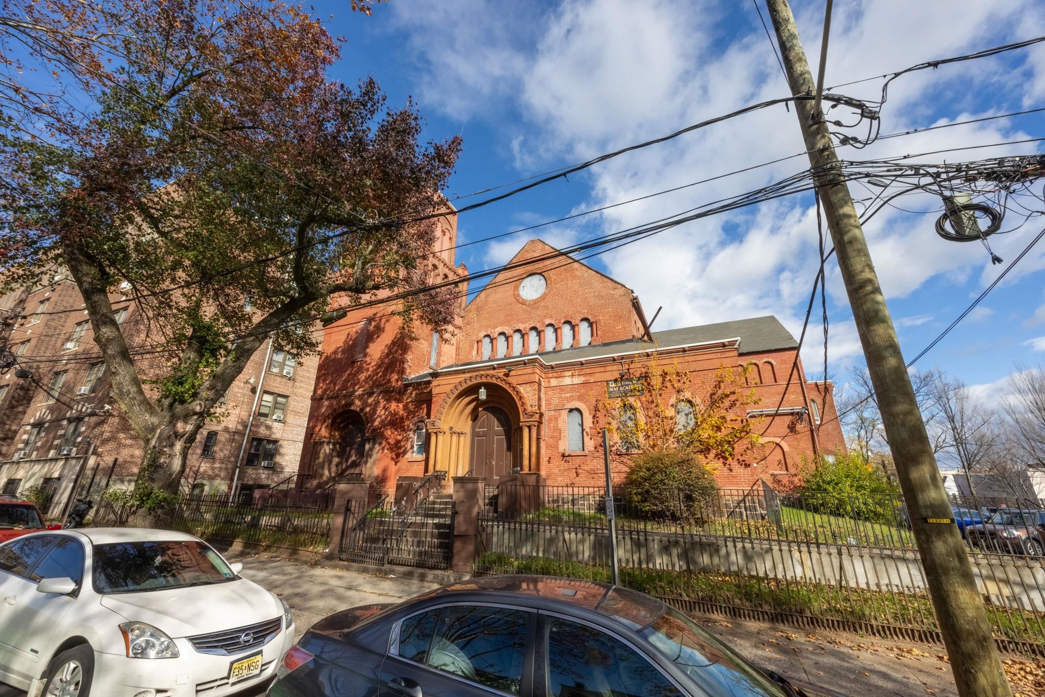 main property photo 3