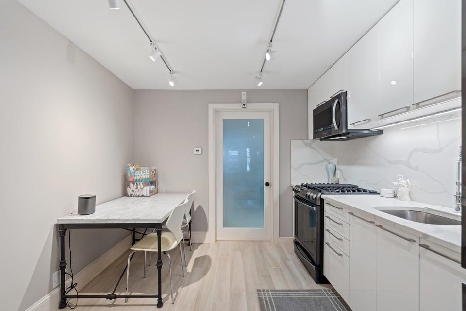 property viewer photo 14