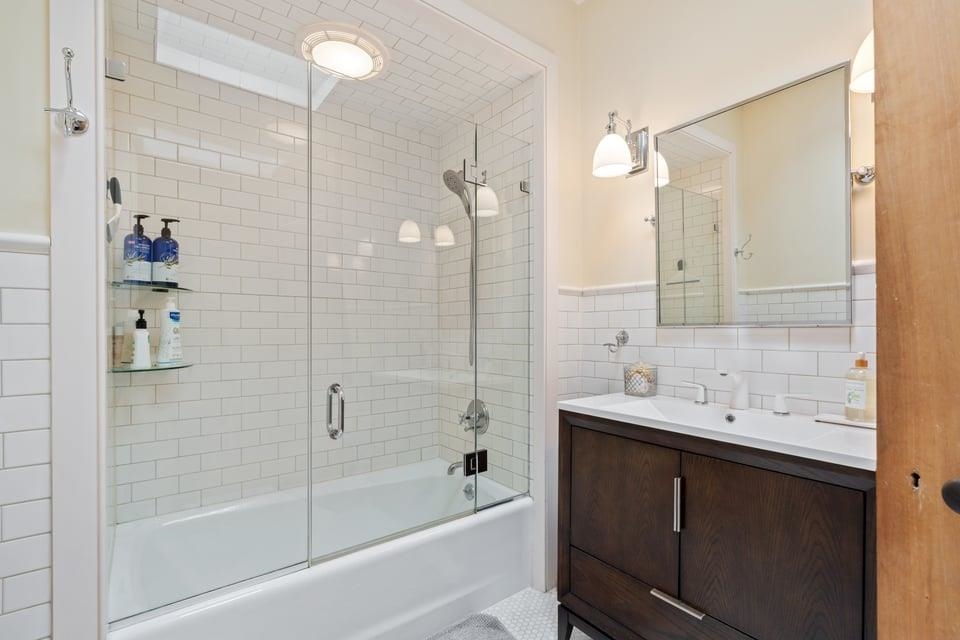 property viewer photo 20