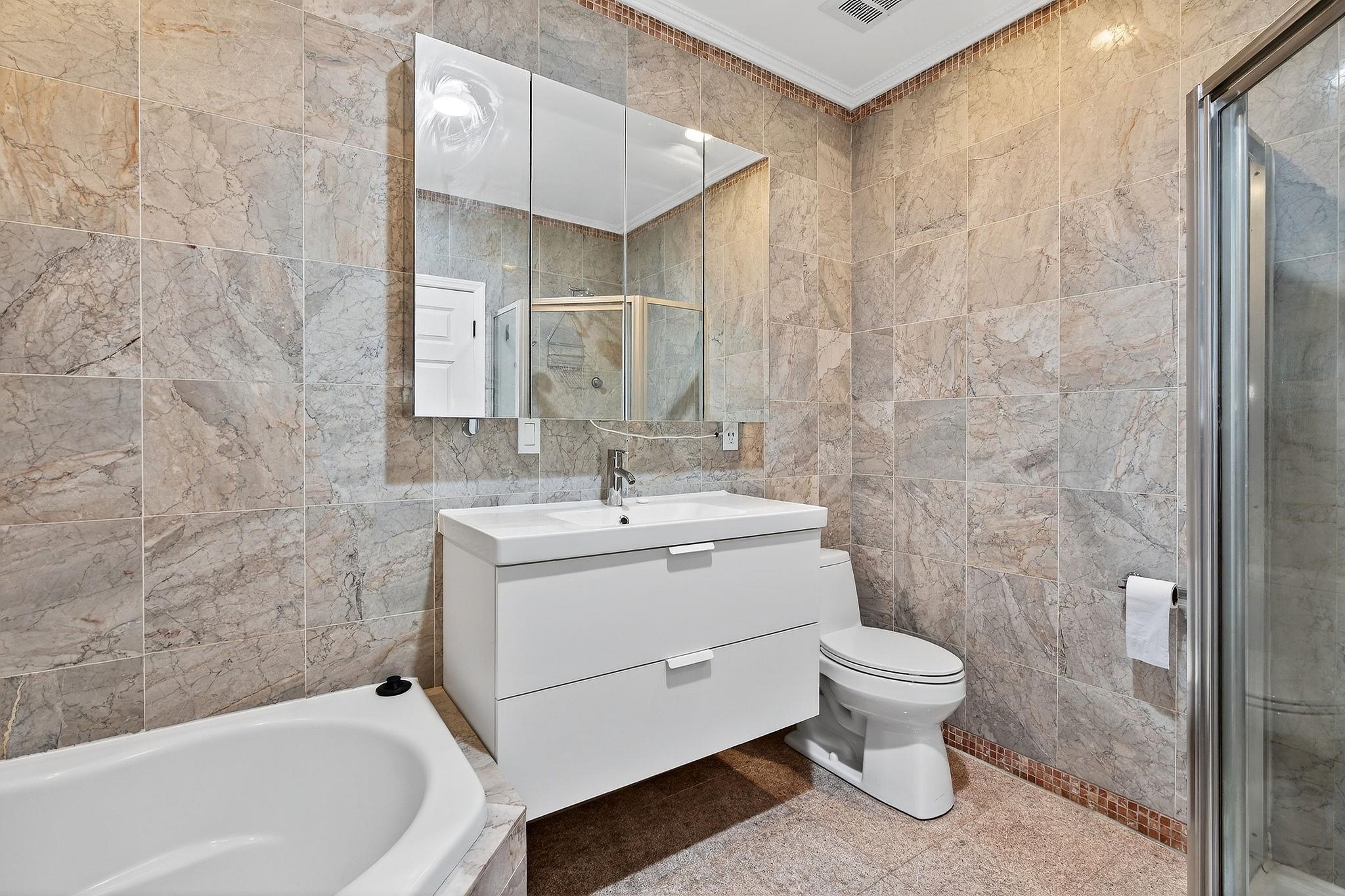 property viewer photo 21