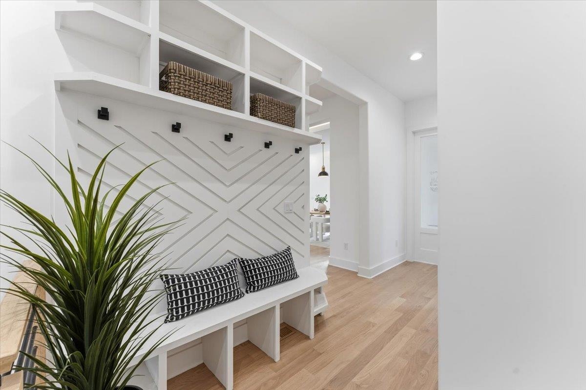 property viewer photo 25
