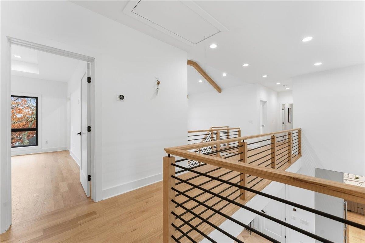 property viewer photo 28
