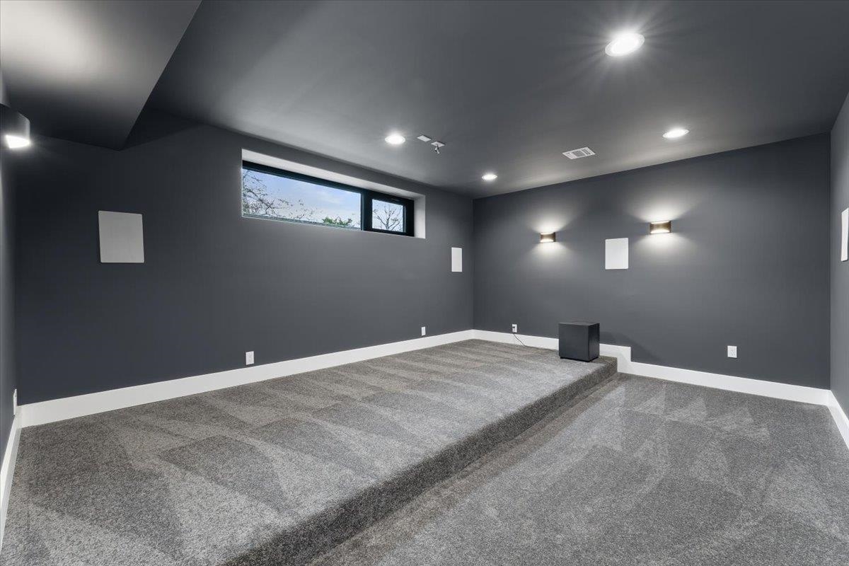 property viewer photo 48