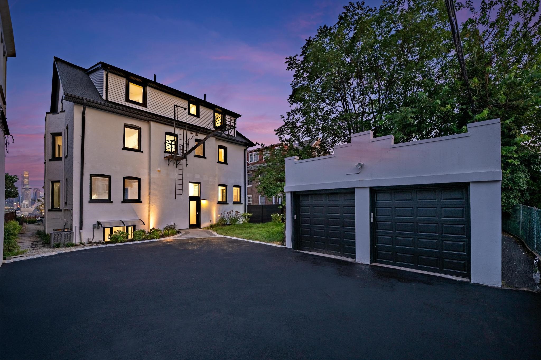 main property photo 48
