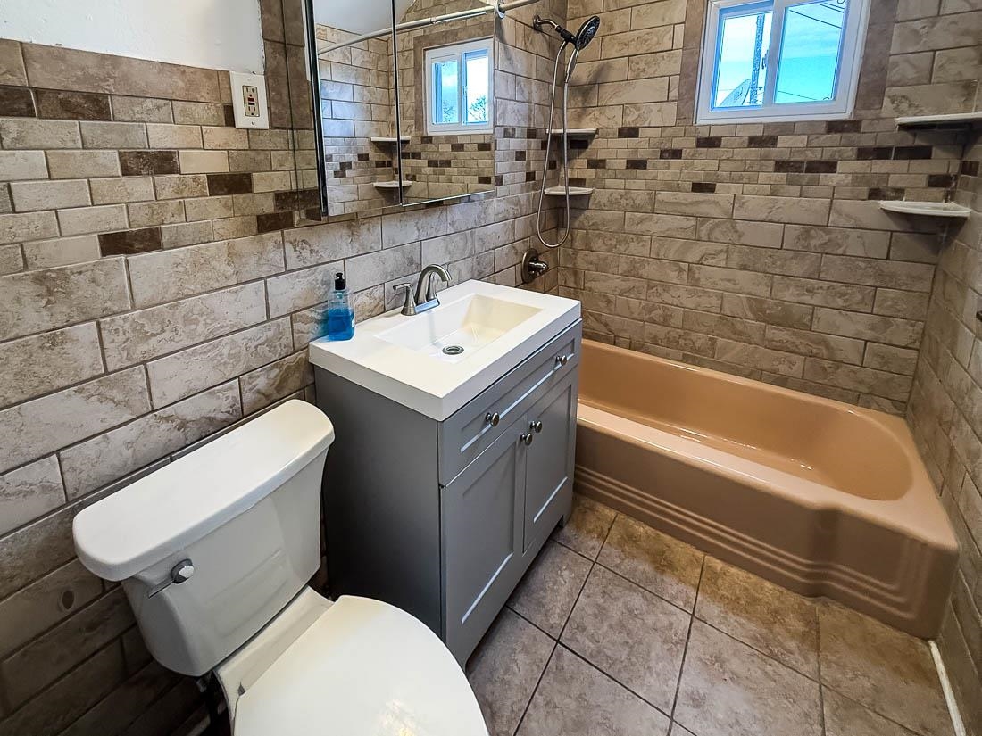 property viewer photo 4