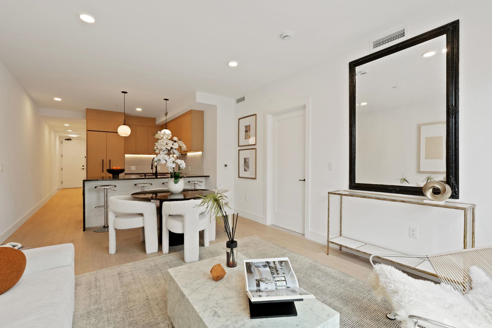 property viewer photo 1