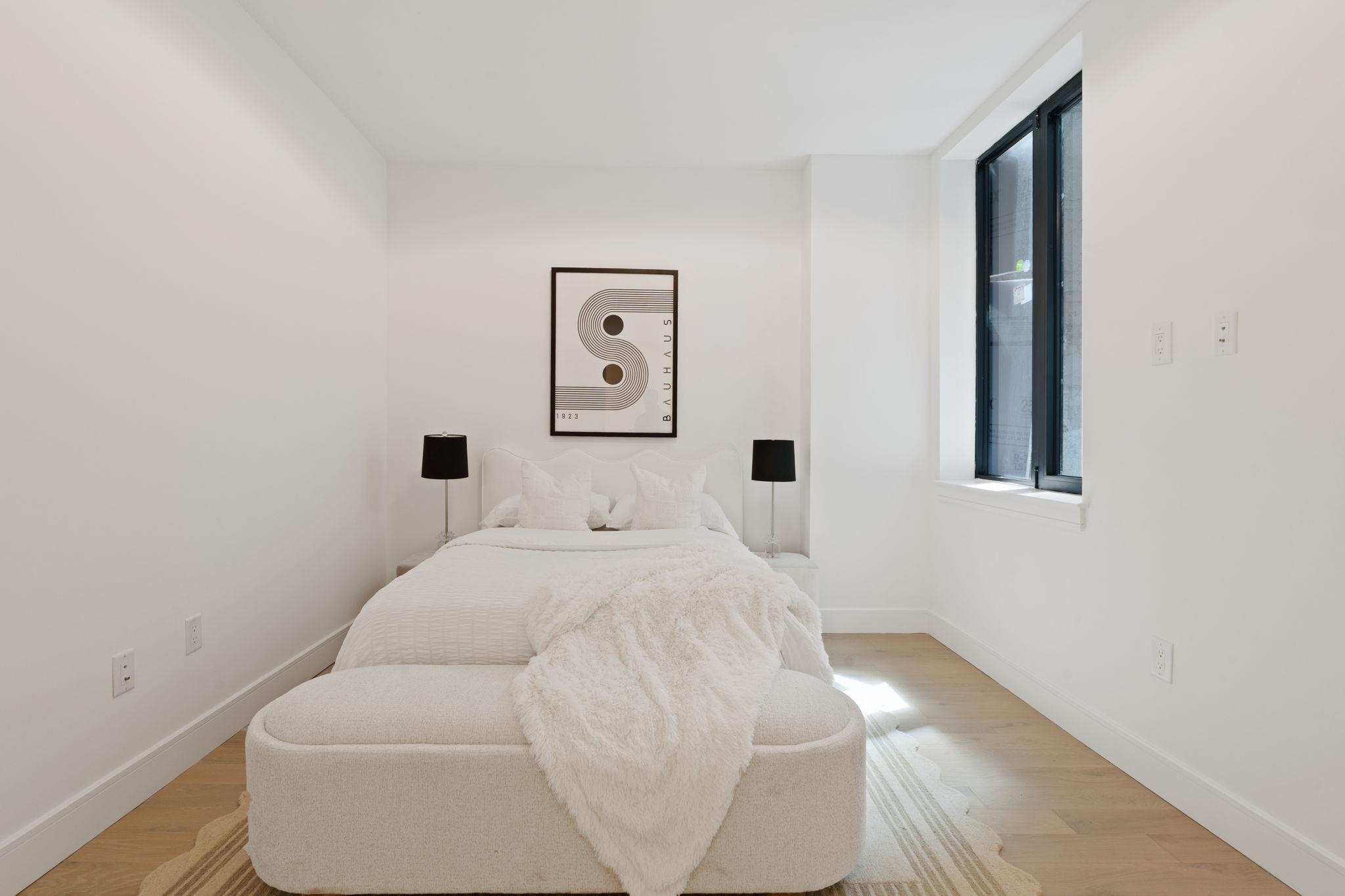 property viewer photo 14