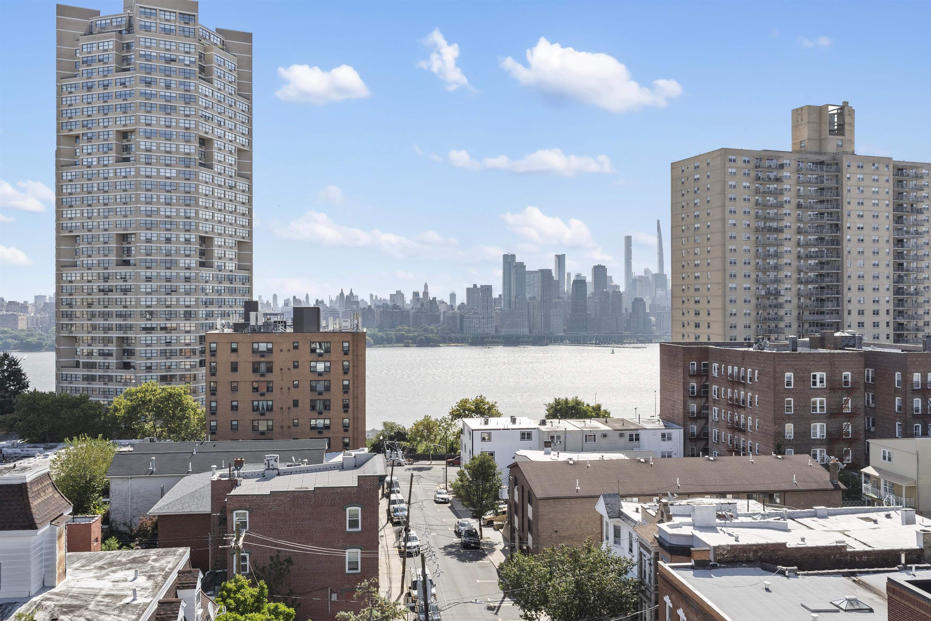 property viewer photo 25