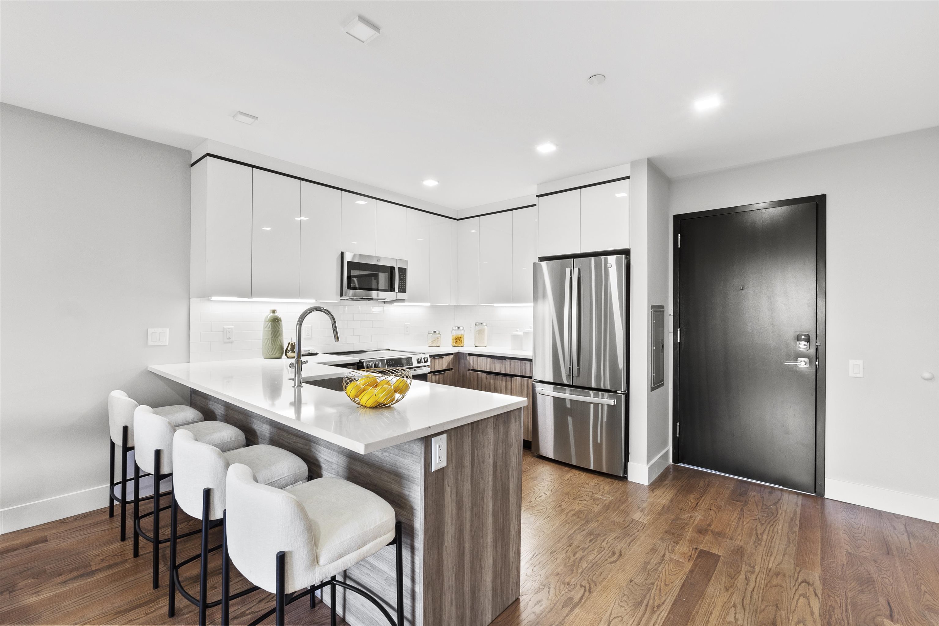 property viewer photo 4