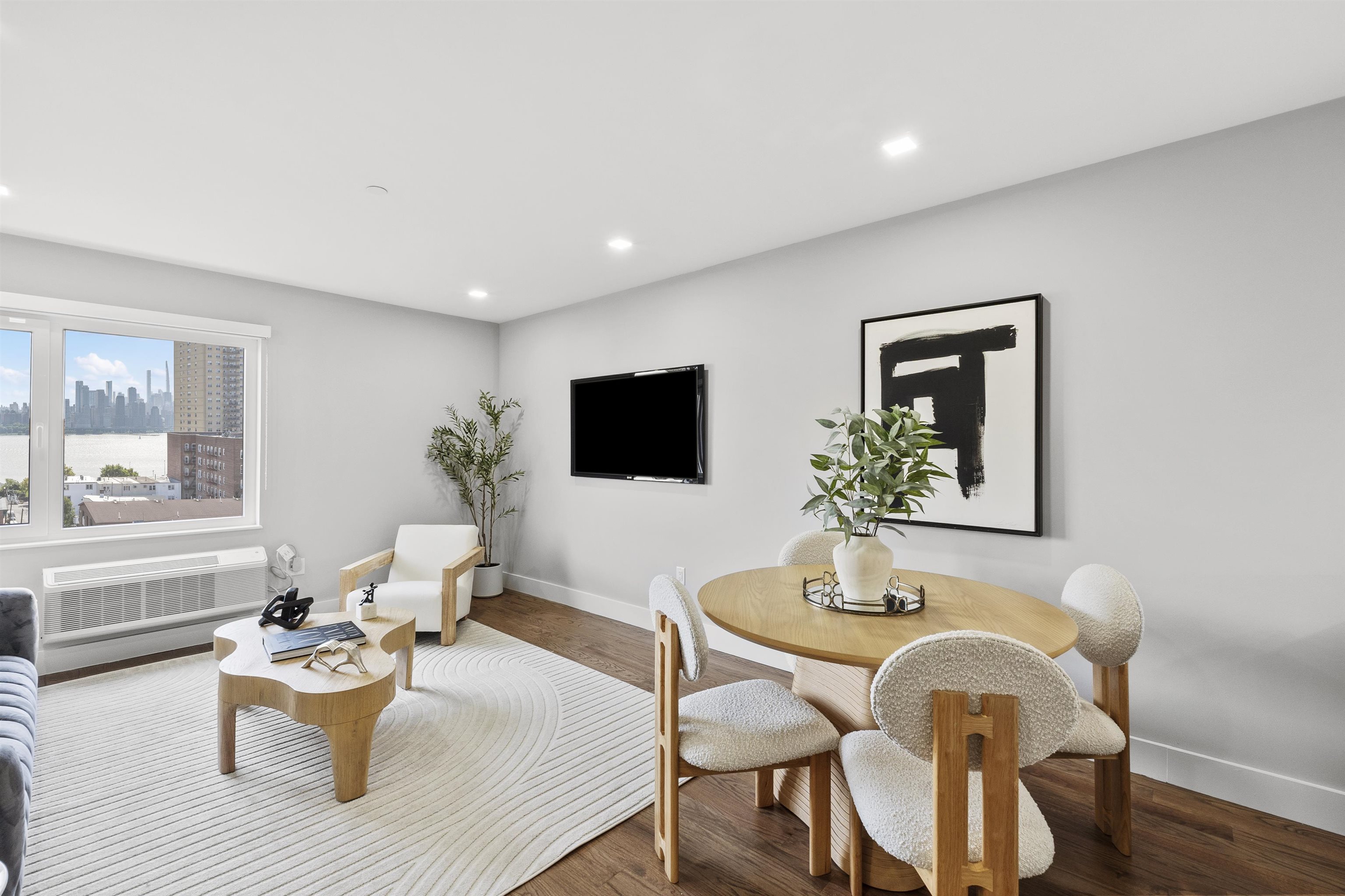 property viewer photo 6