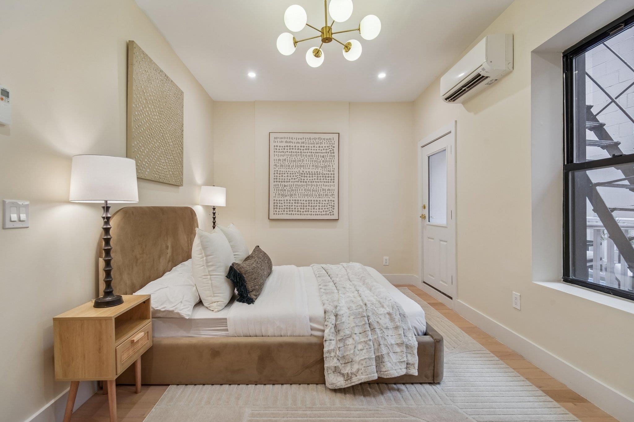 property viewer photo 12
