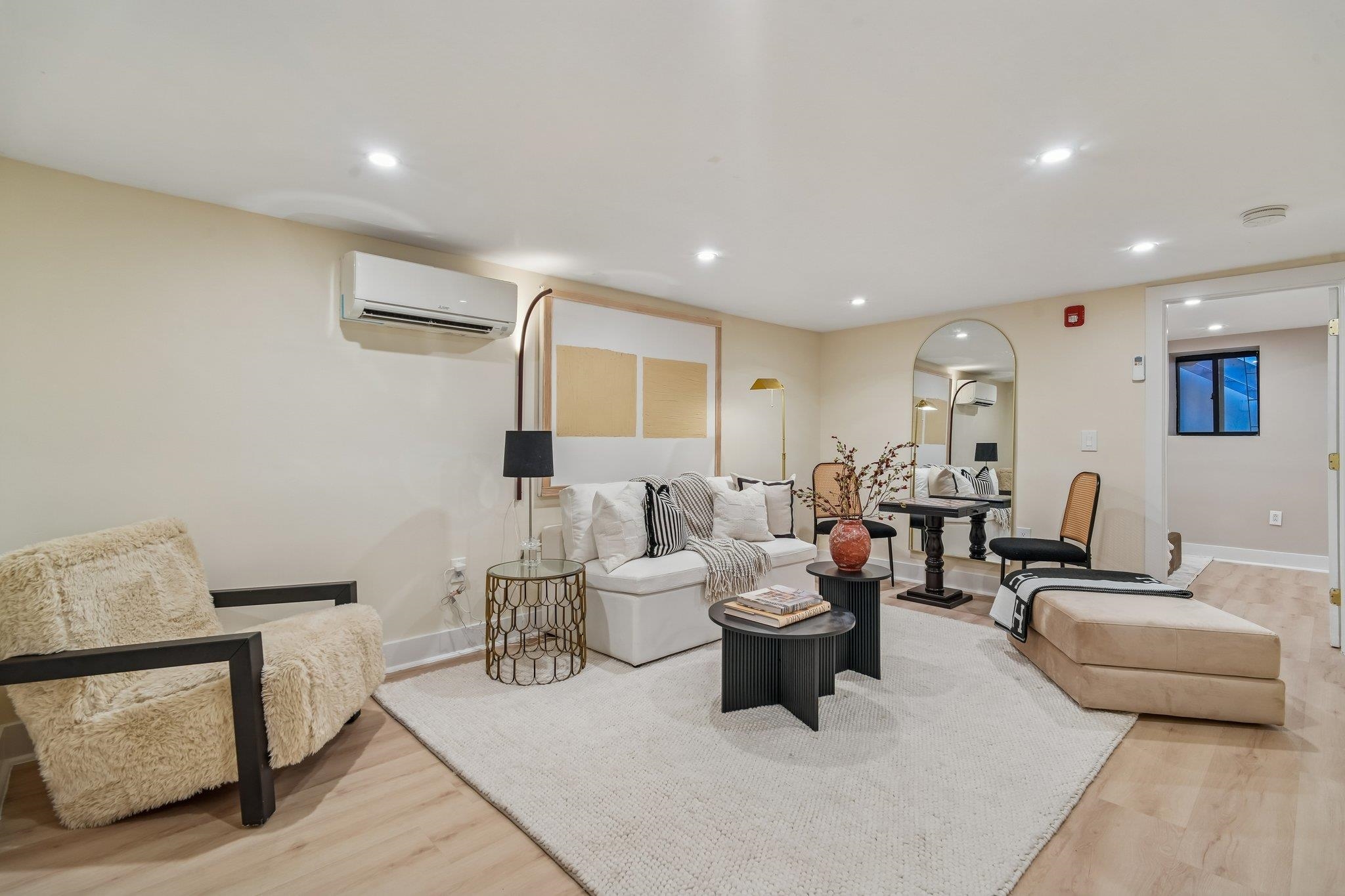property viewer photo 17