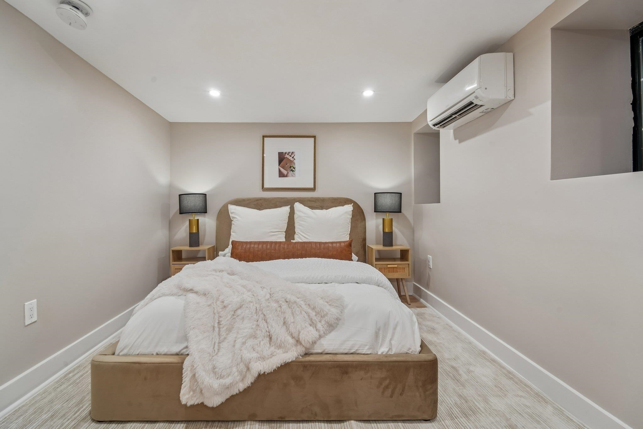 property viewer photo 20