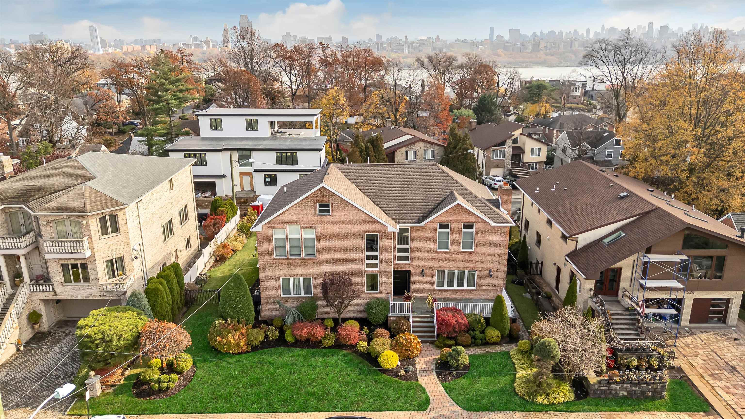 main property photo 39