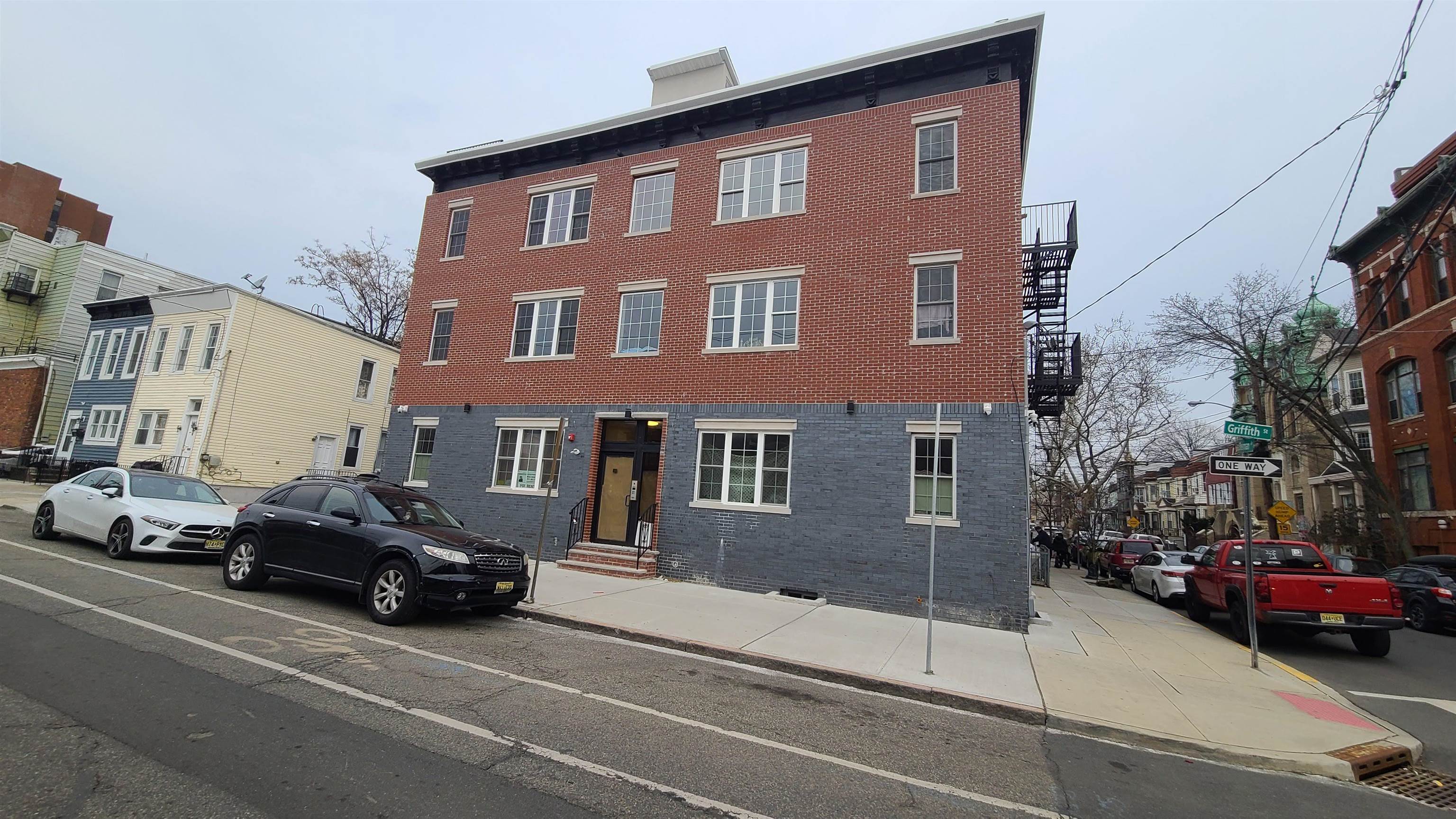 main property photo 14
