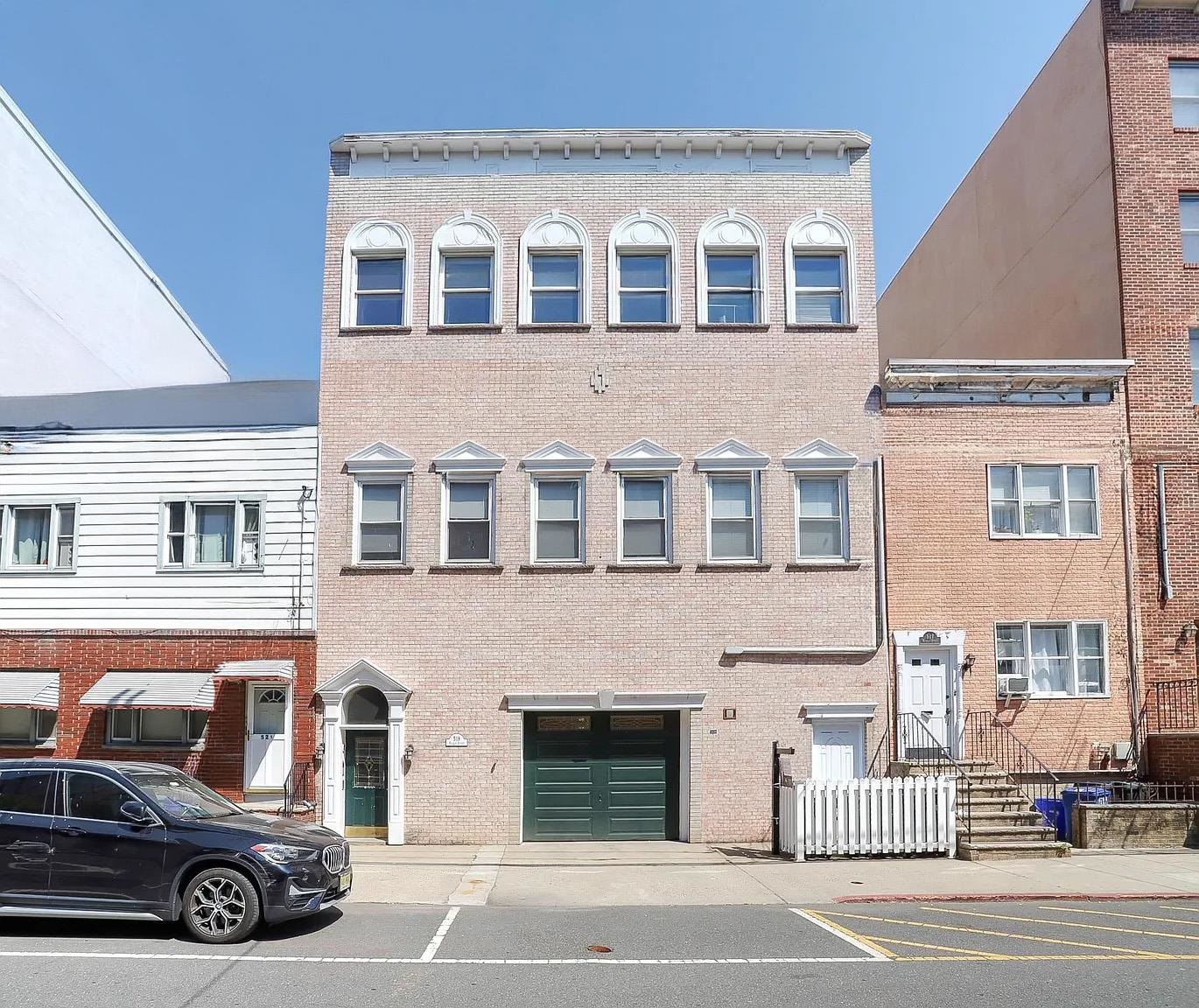 main property photo 24