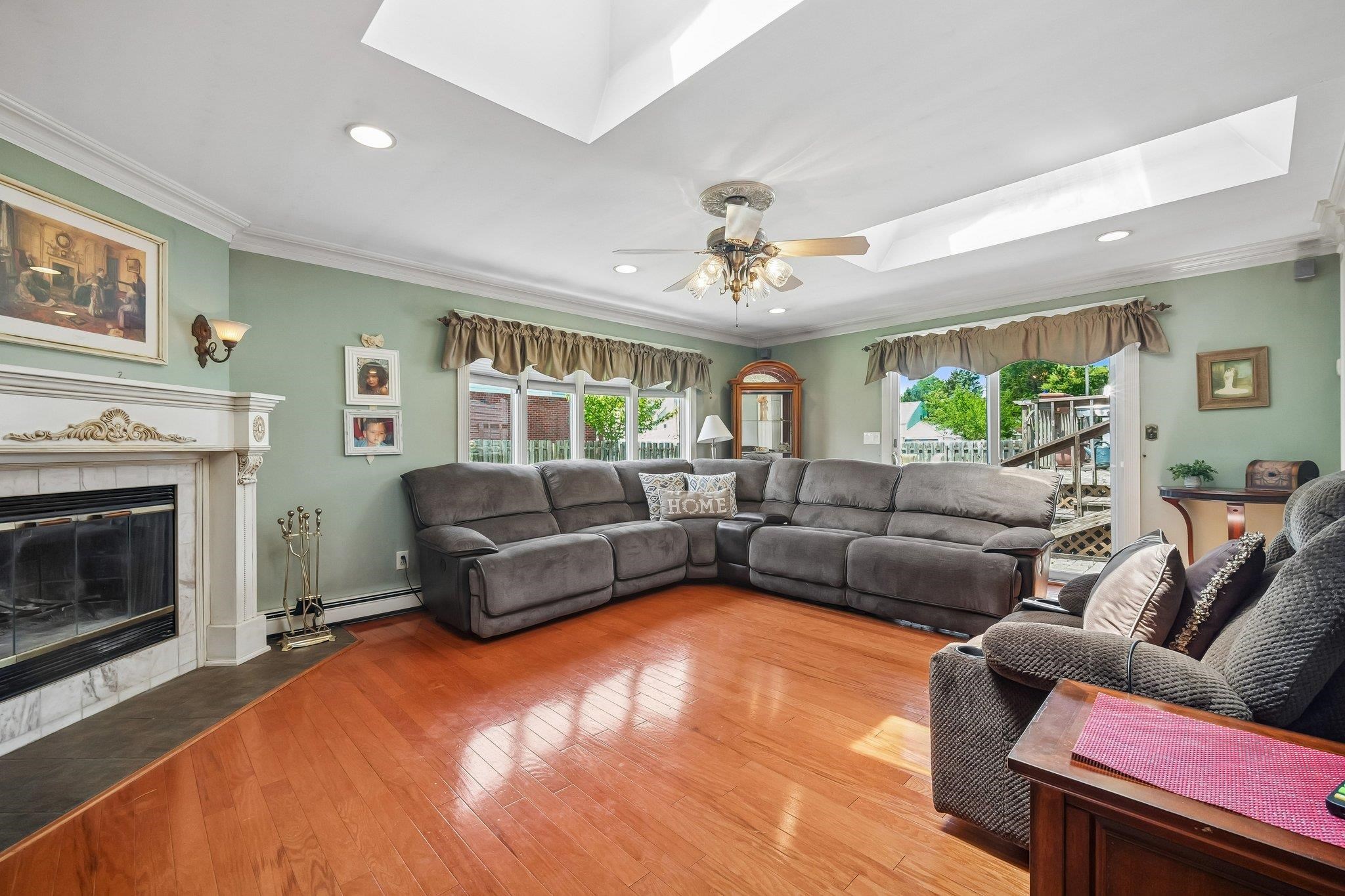 main property photo 7