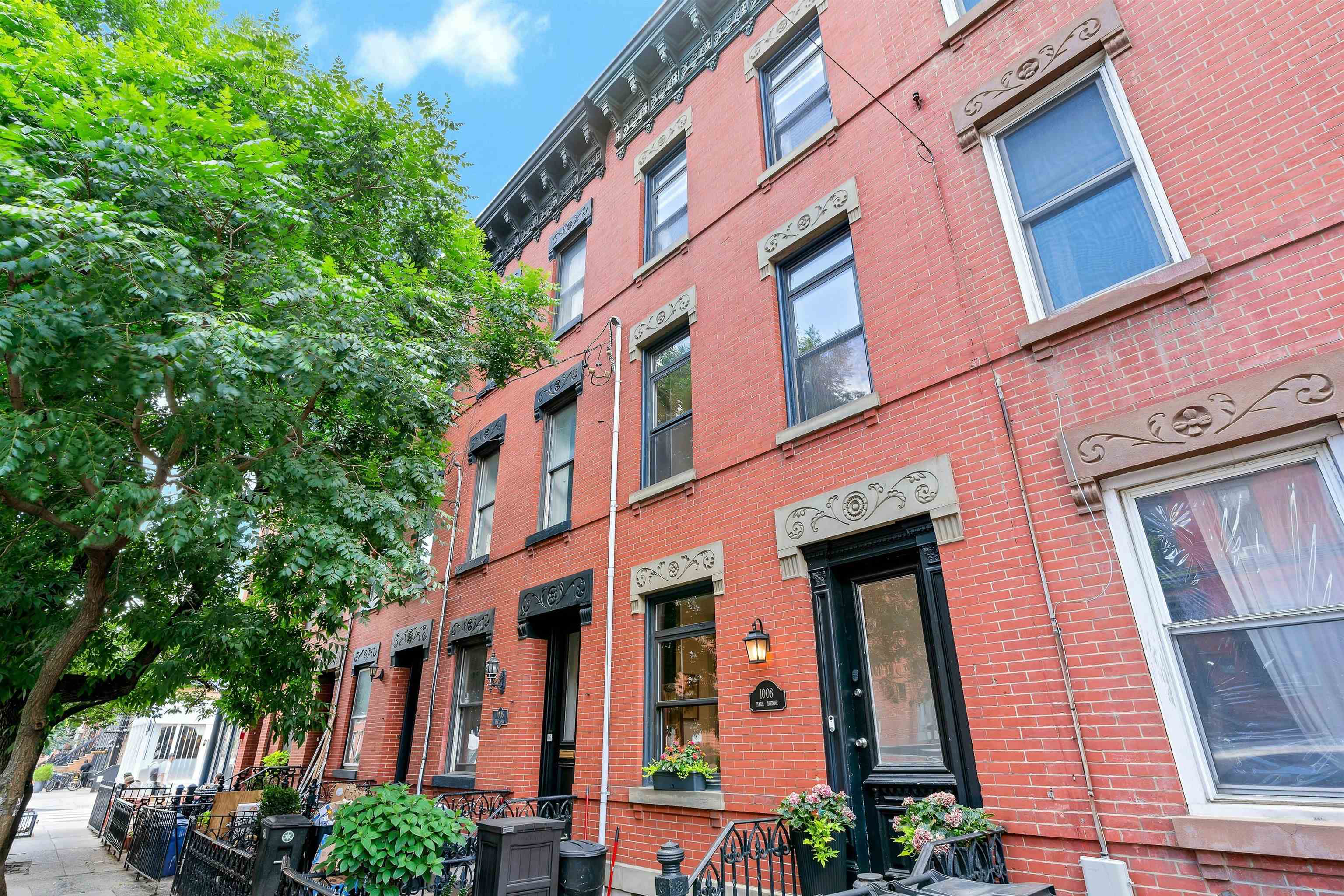 main property photo 41