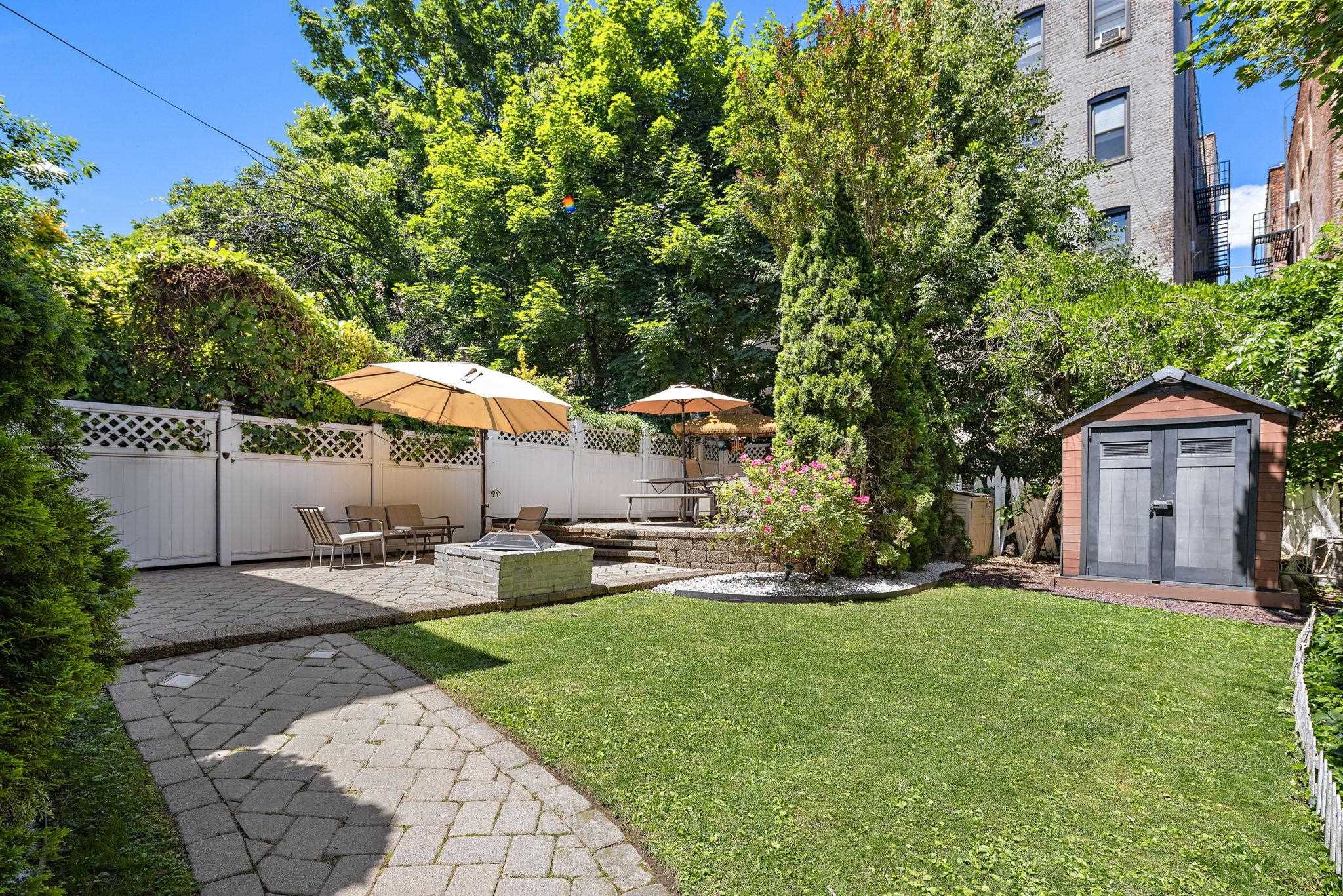 main property photo 21