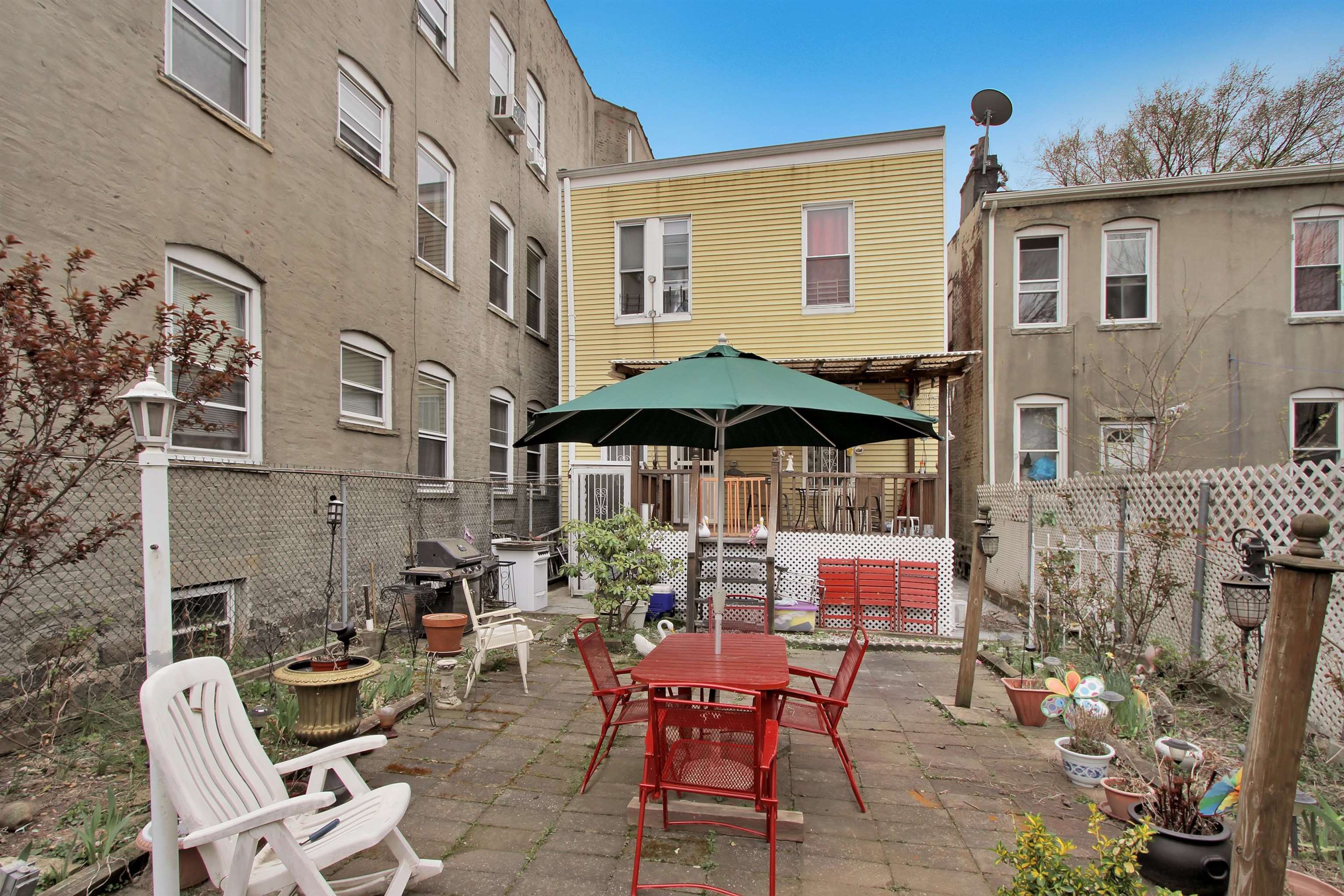 main property photo 21