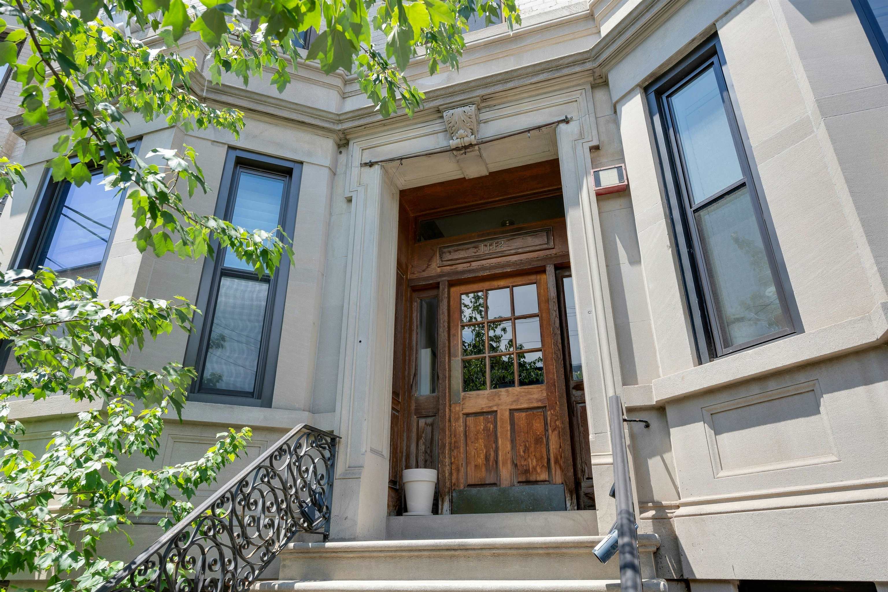 main property photo 27