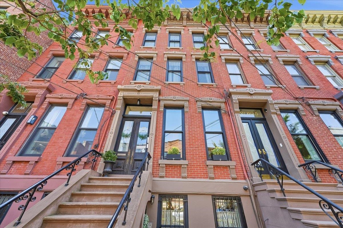 main property photo 37