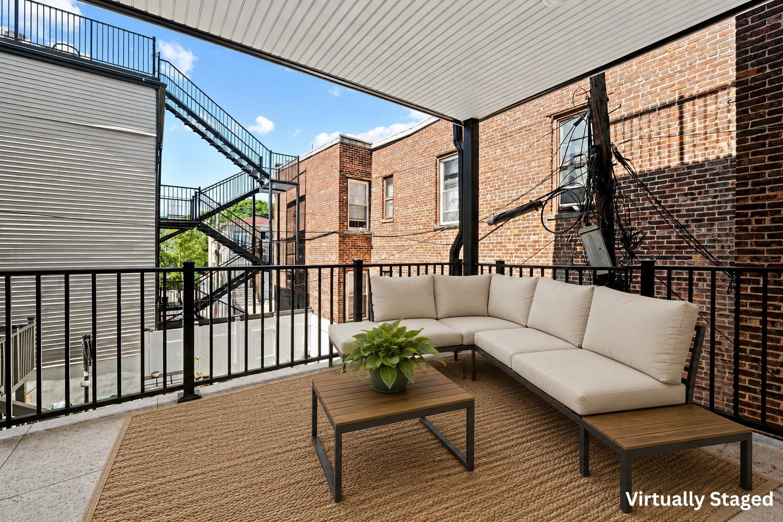 main property photo 19