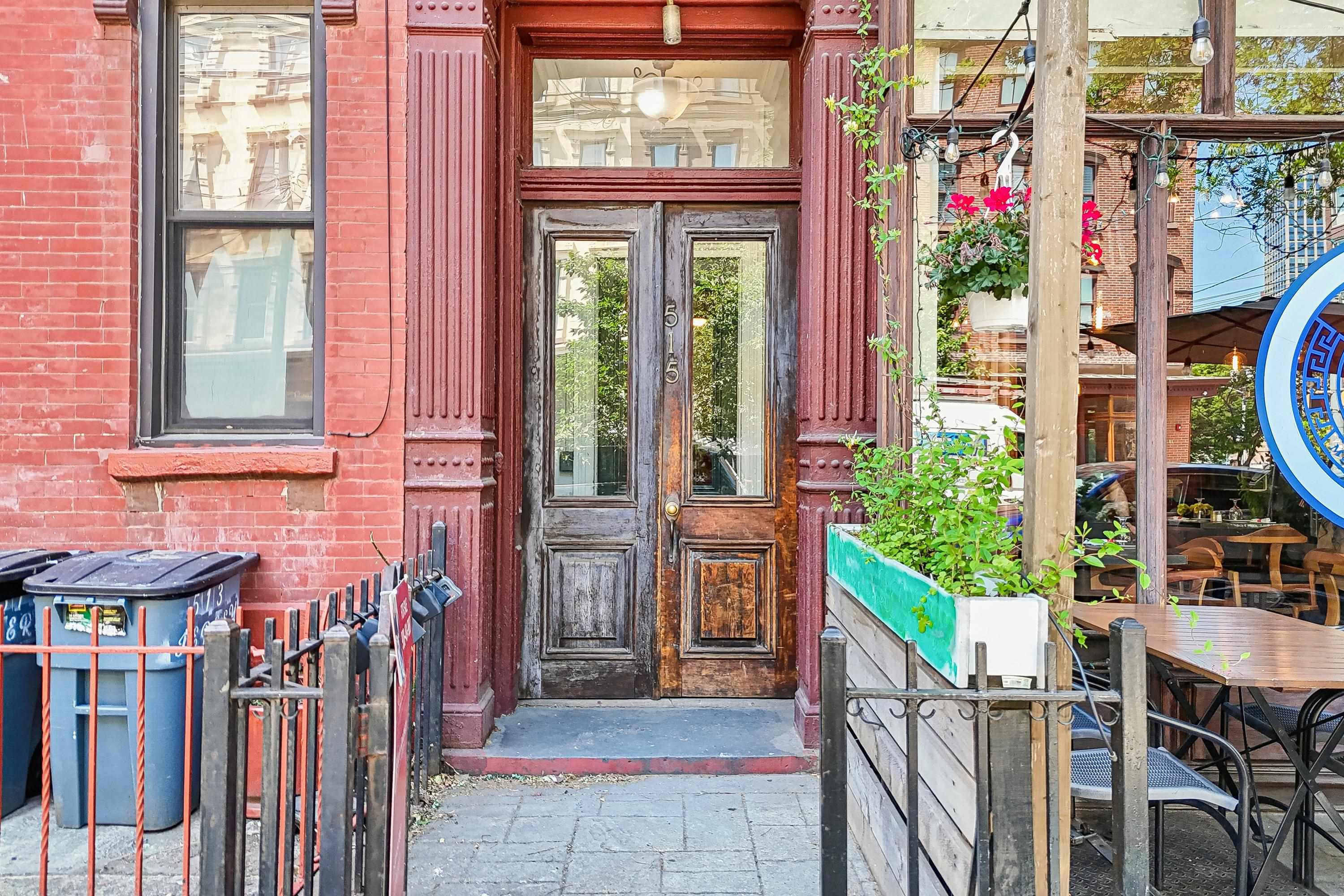 main property photo 15