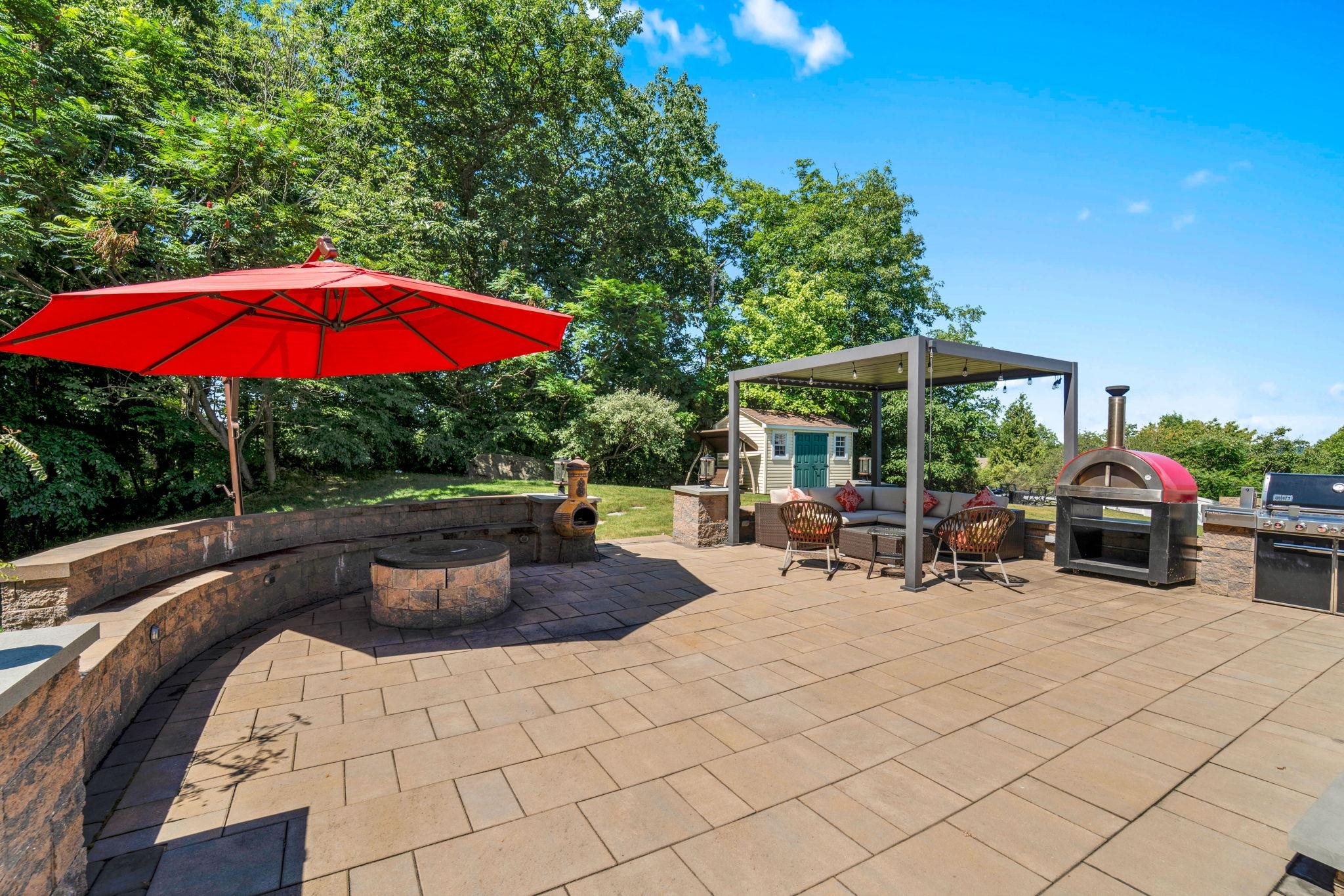 main property photo 37