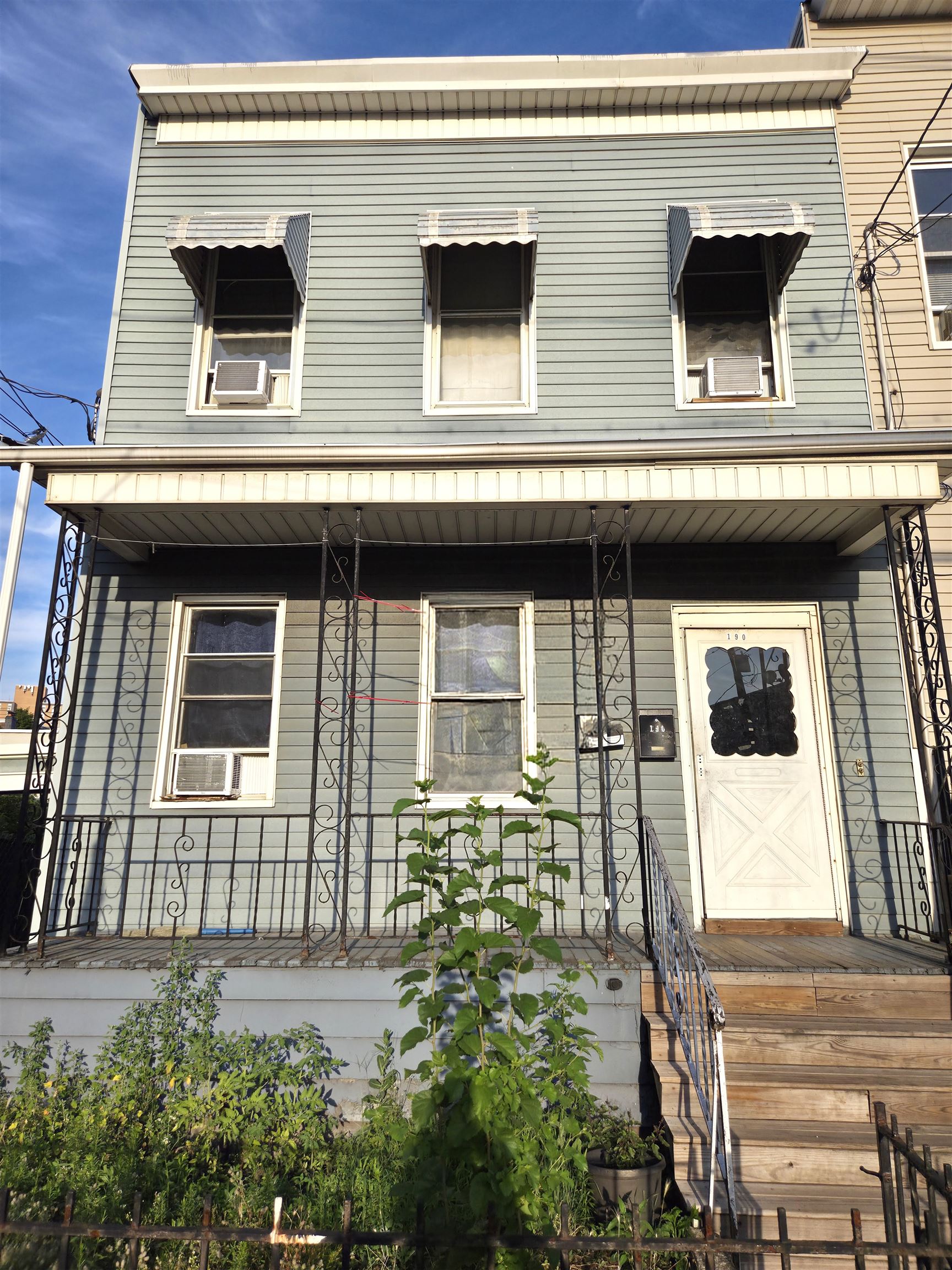 main property photo 18
