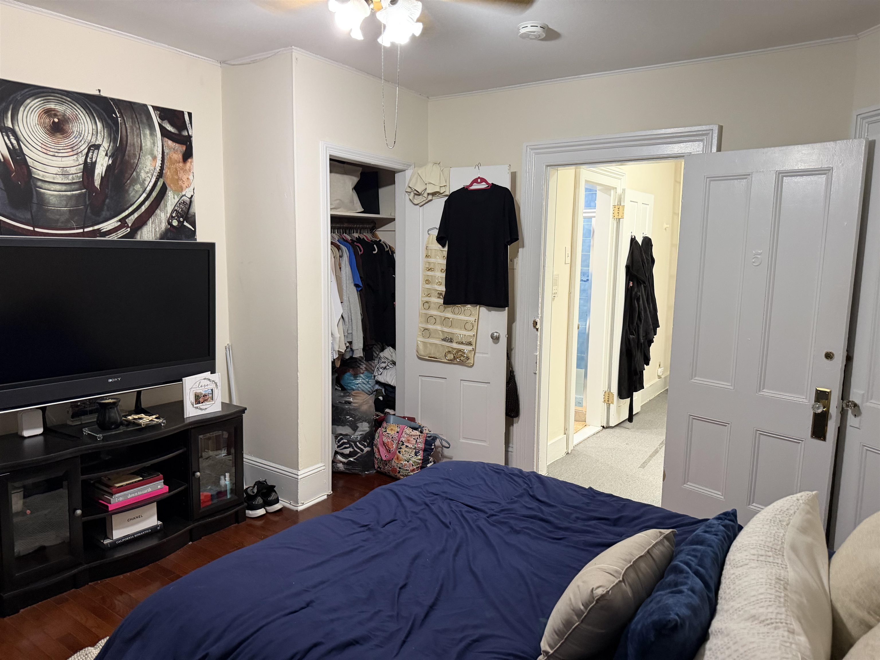 main property photo 25