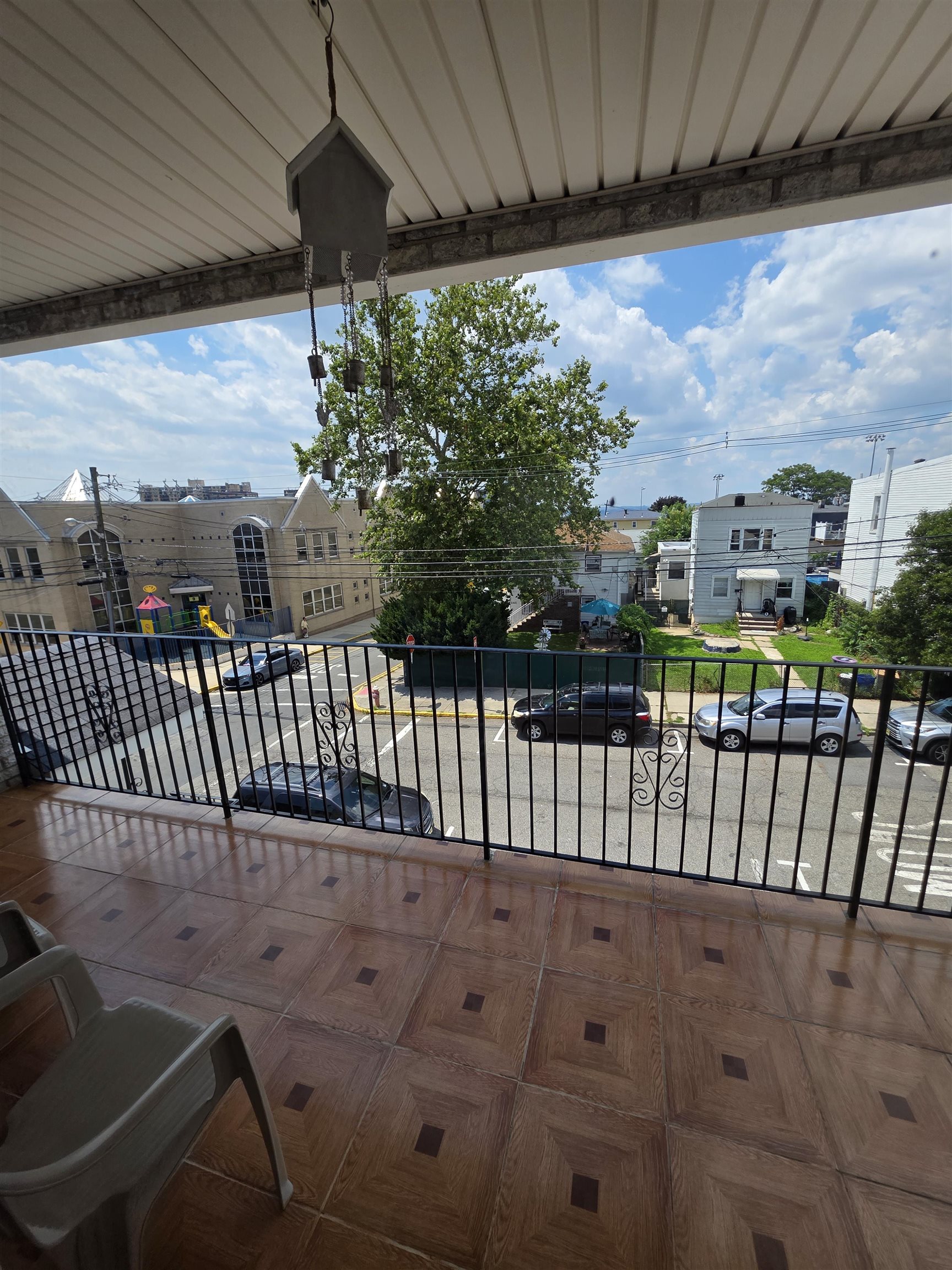 main property photo 4
