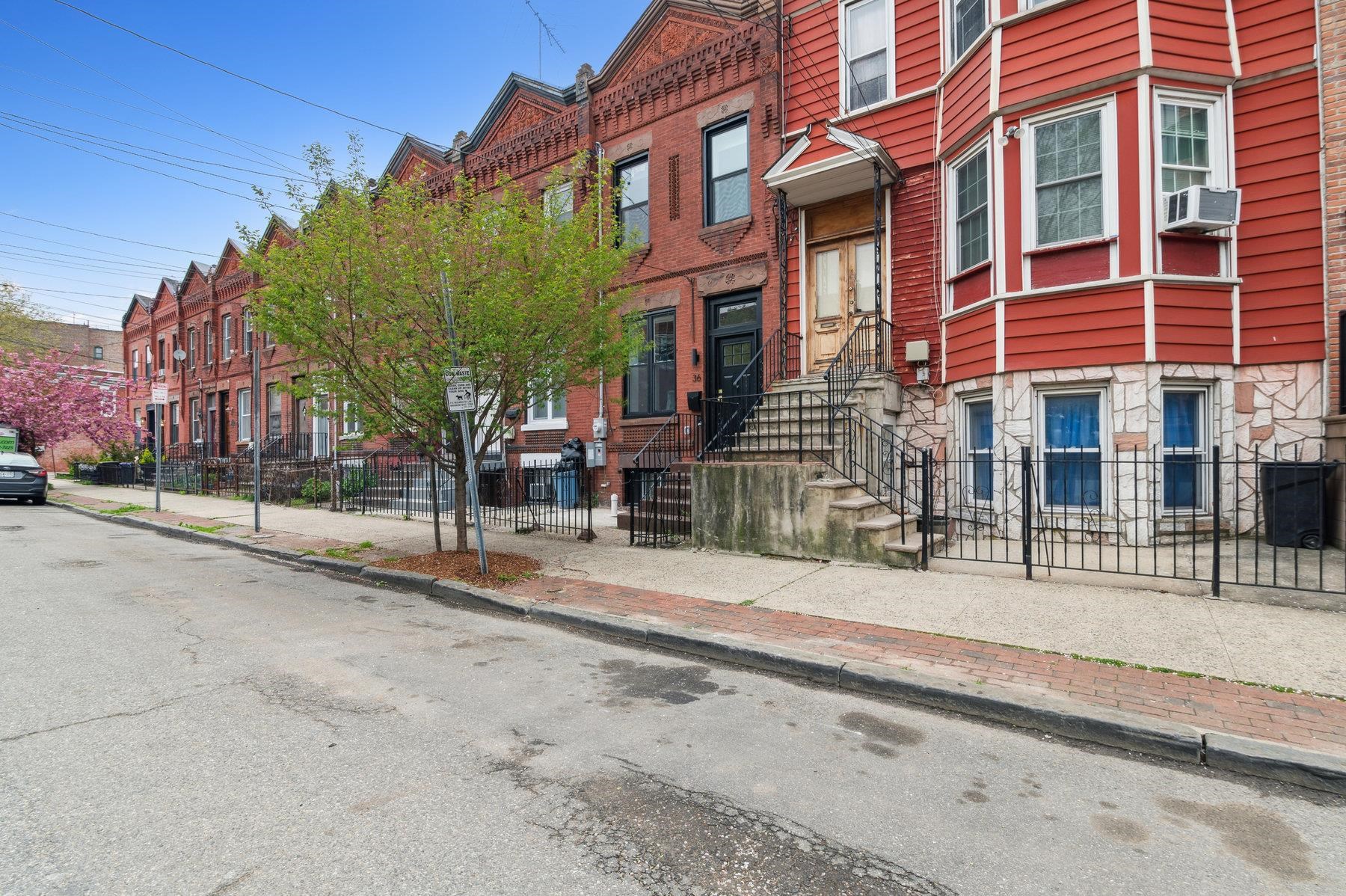 main property photo 15