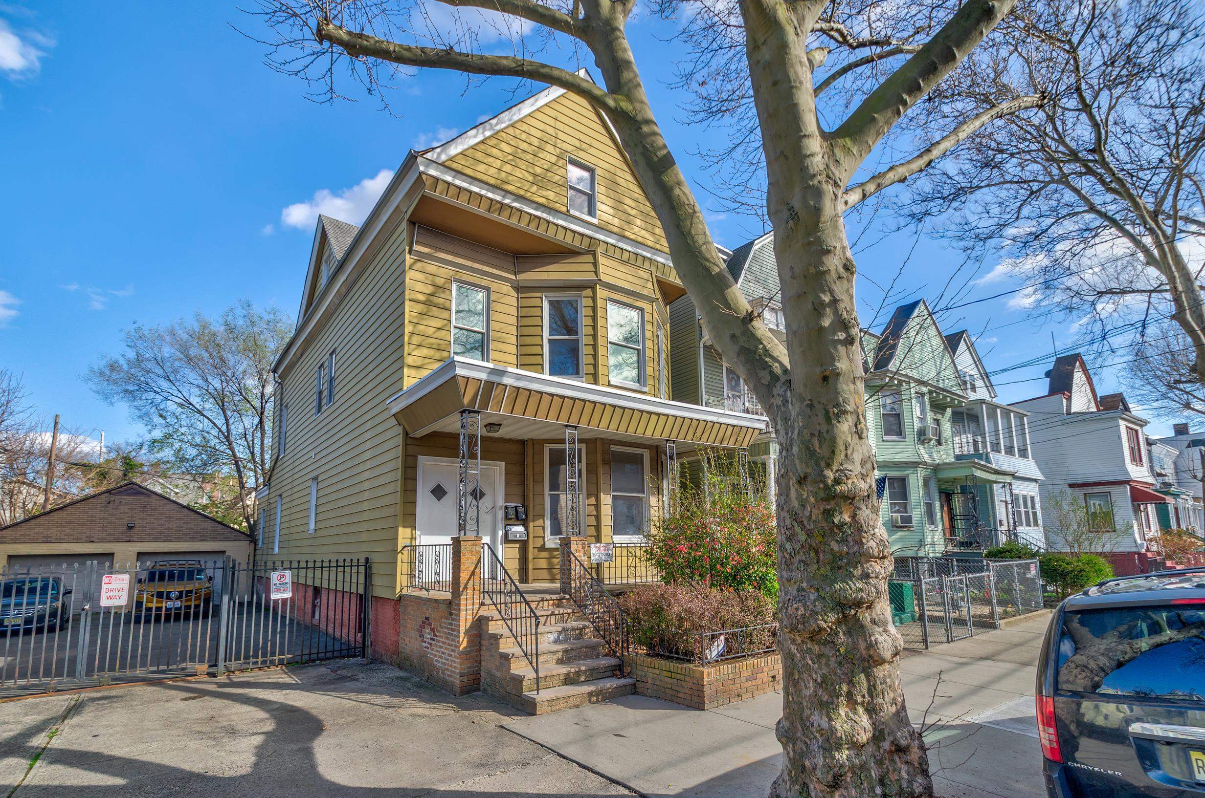 main property photo 15
