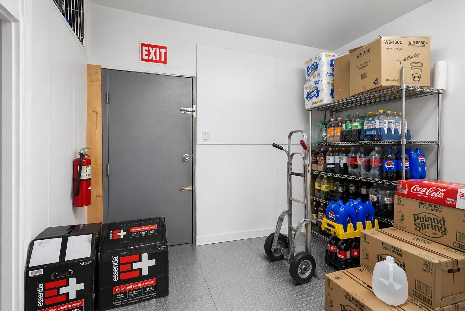 main property photo 8