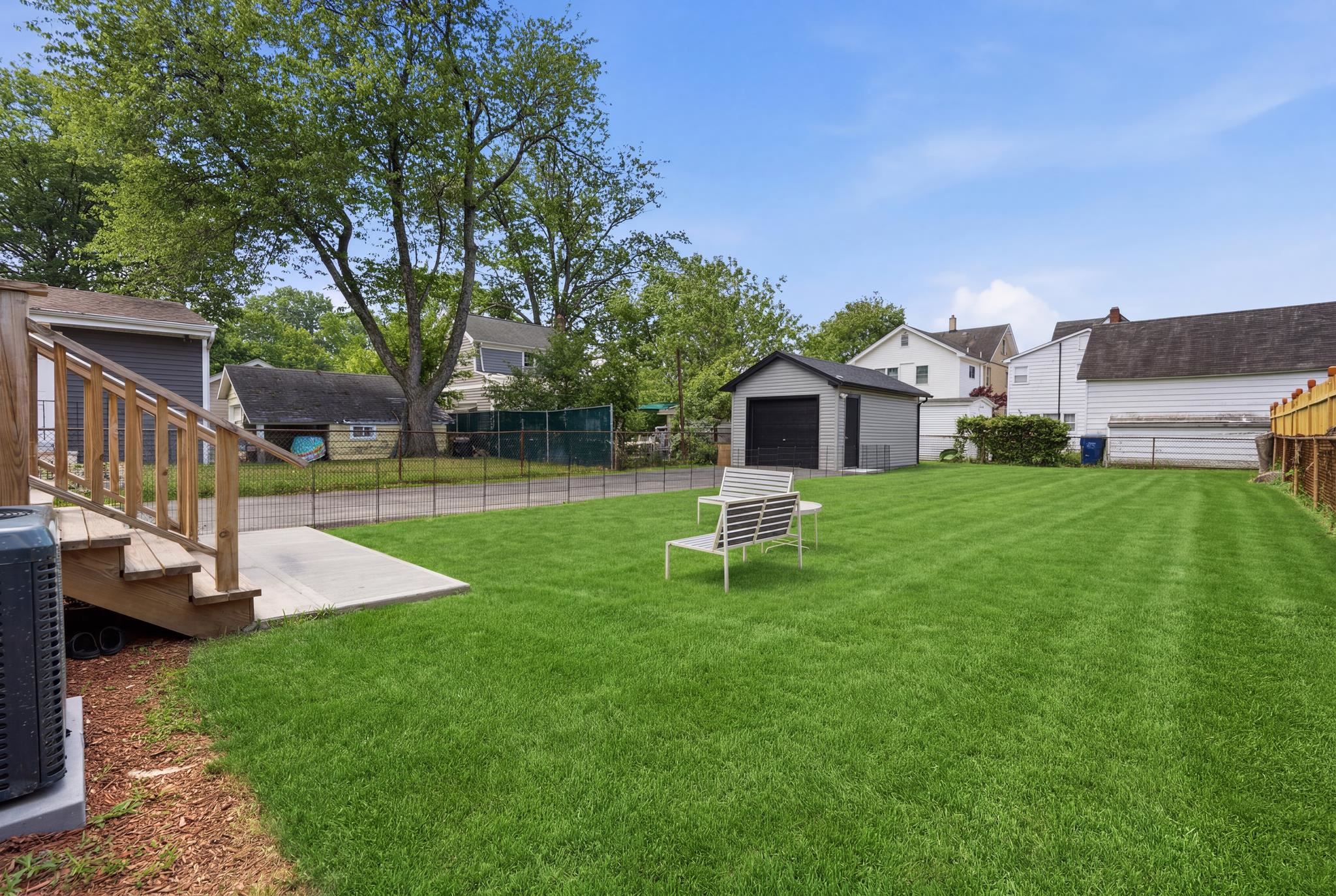 main property photo 39