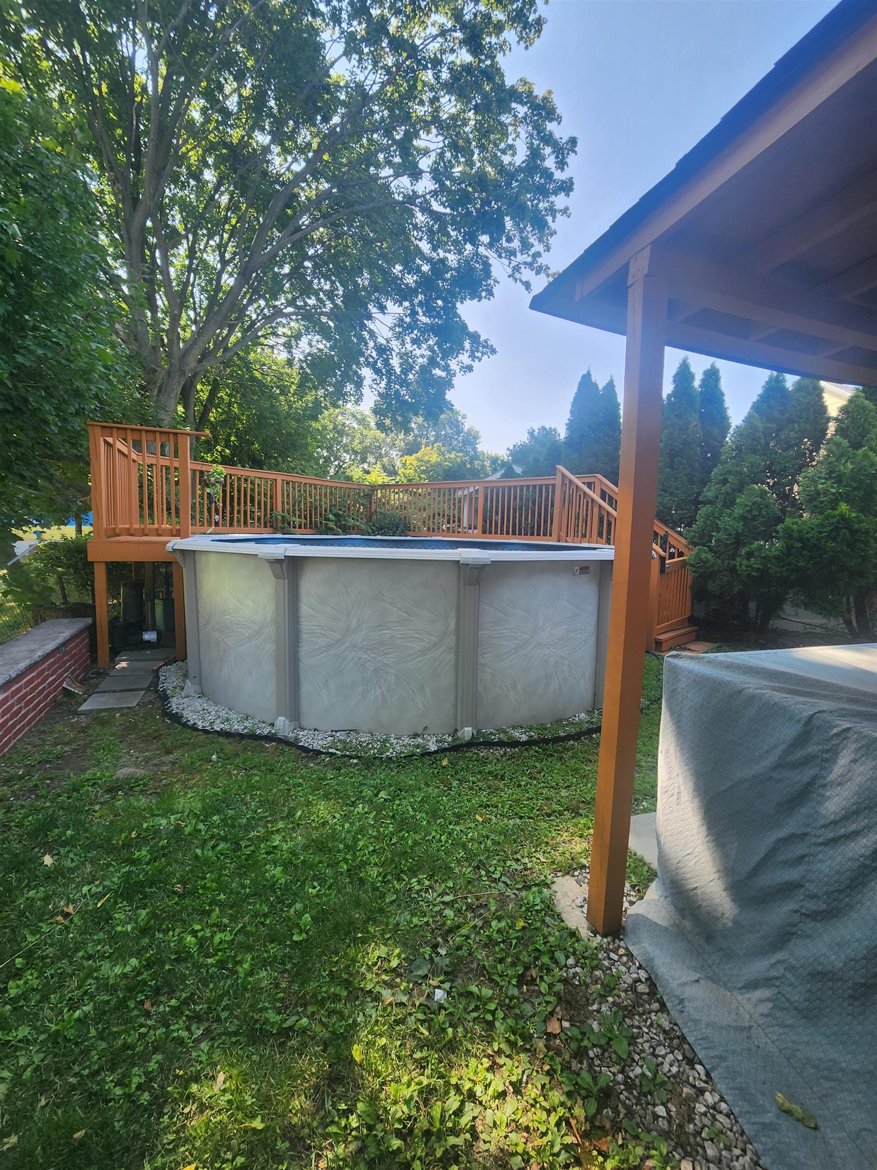 main property photo 17