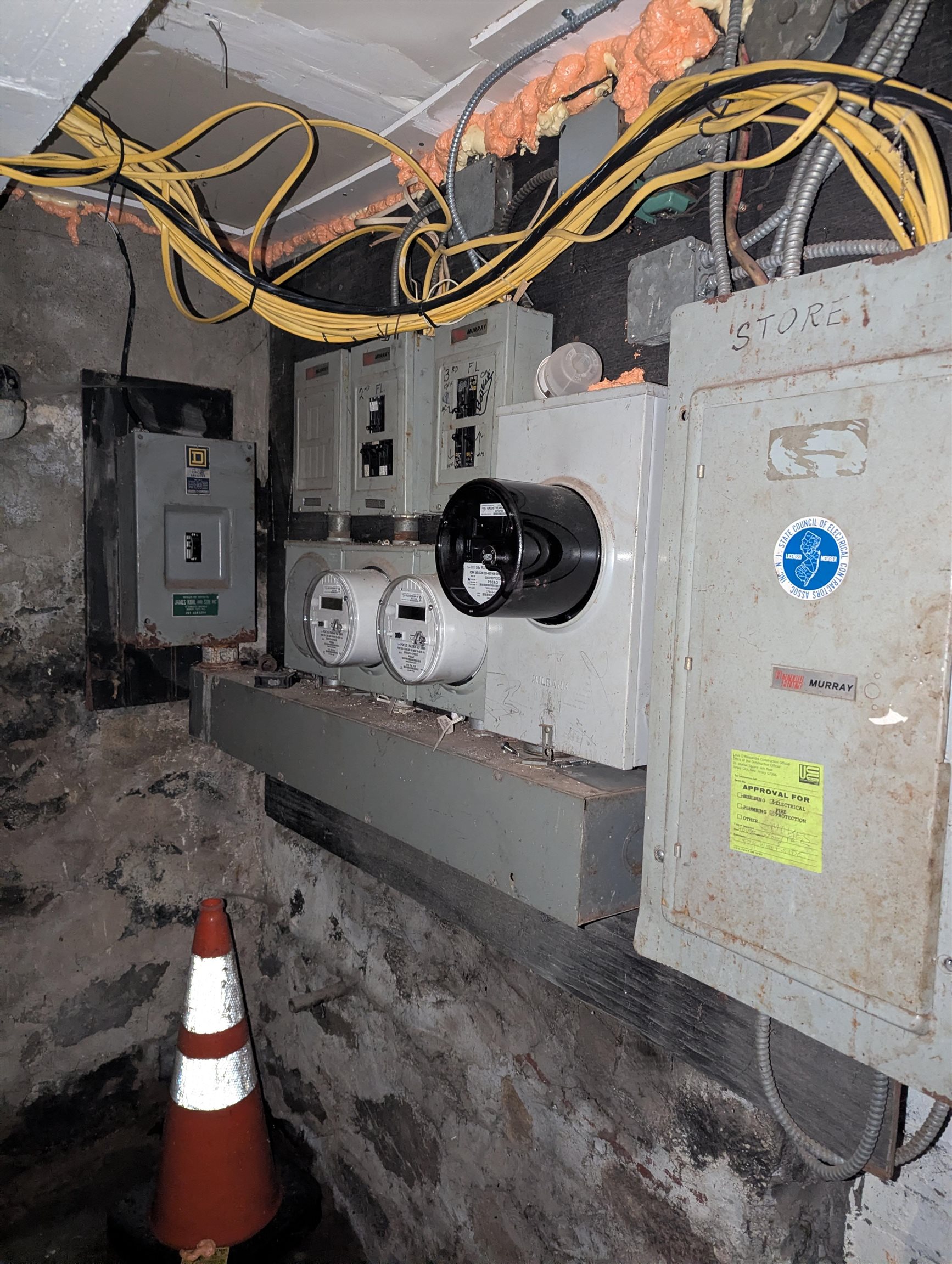 main property photo 13