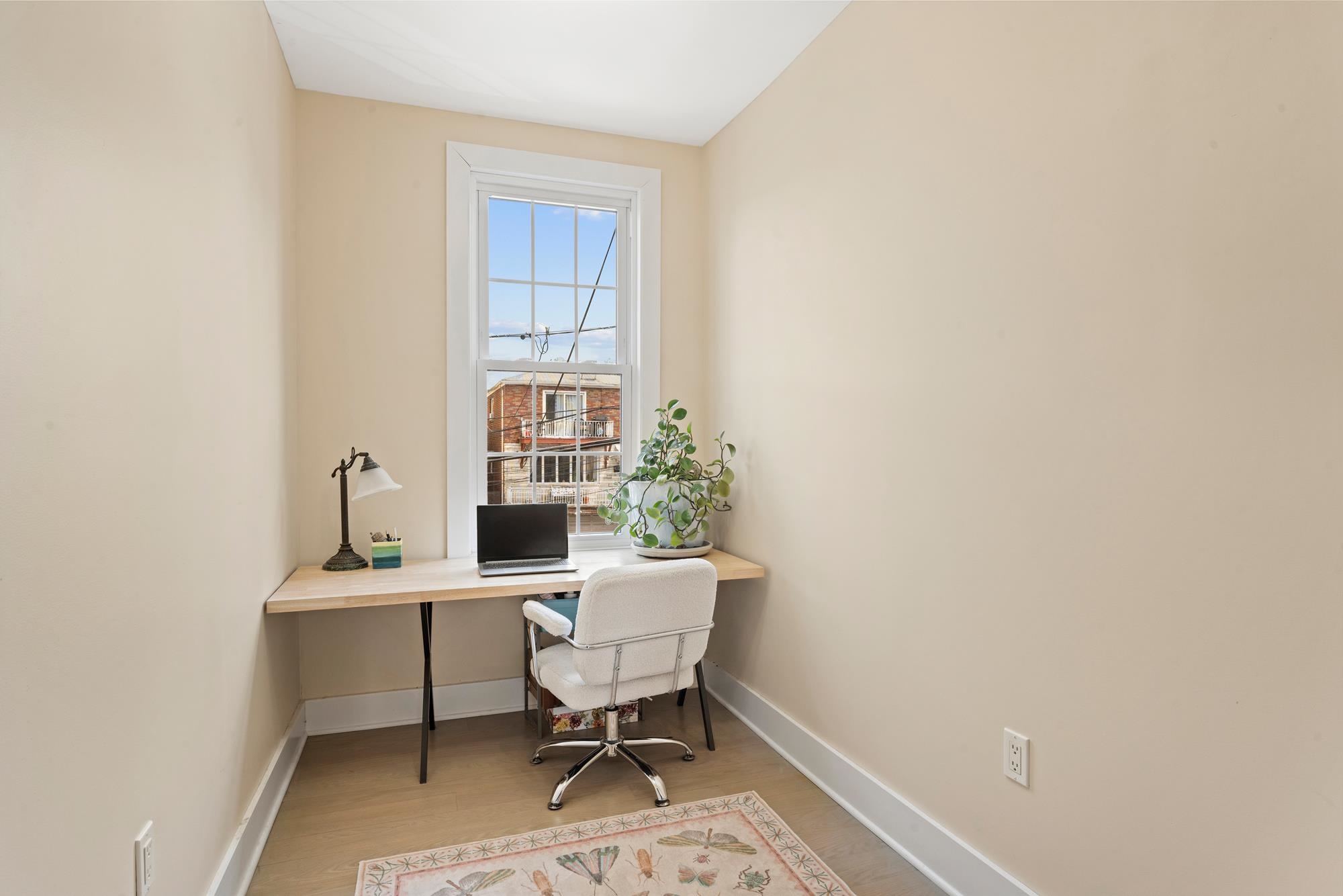 main property photo 15