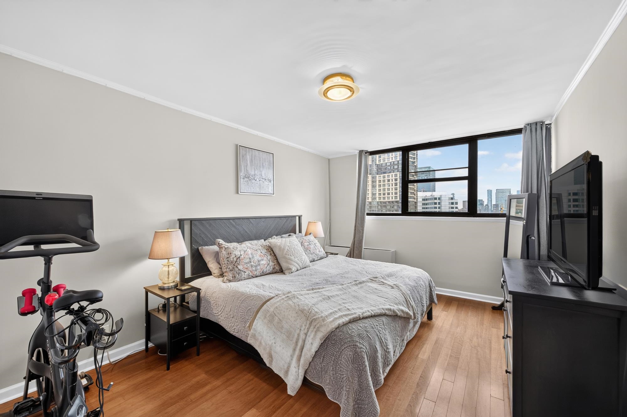 main property photo 20