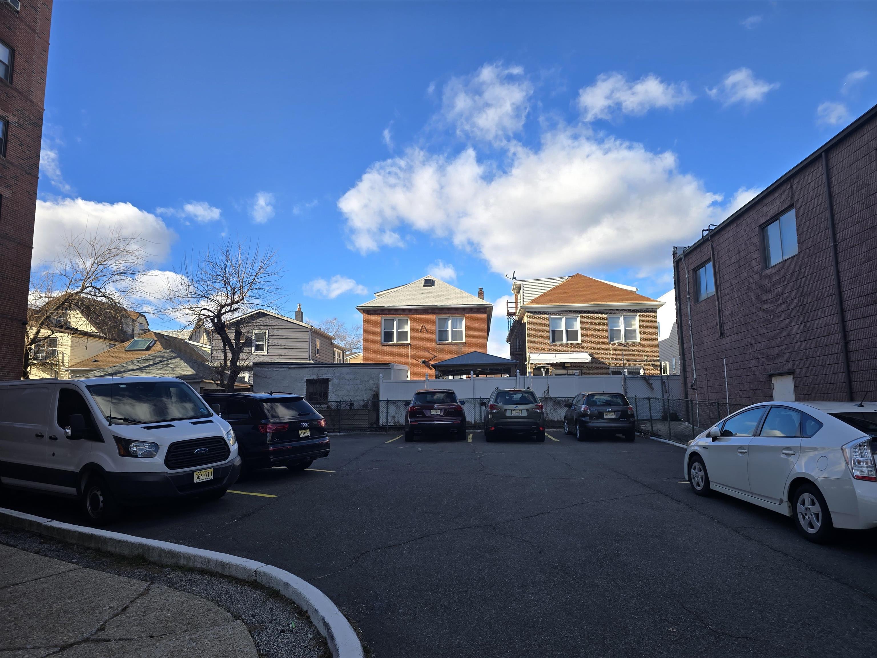 main property photo 22