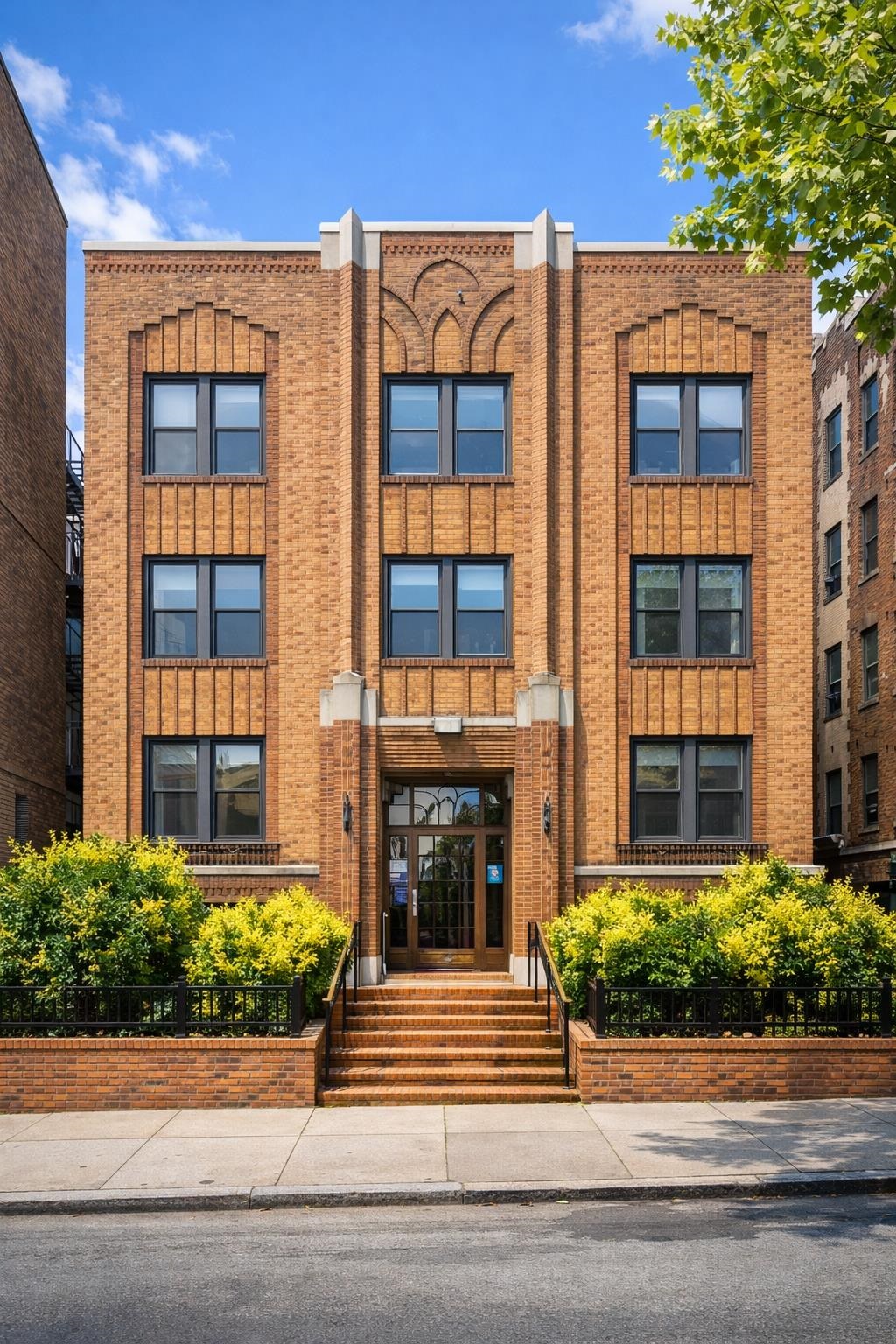 main property photo 32
