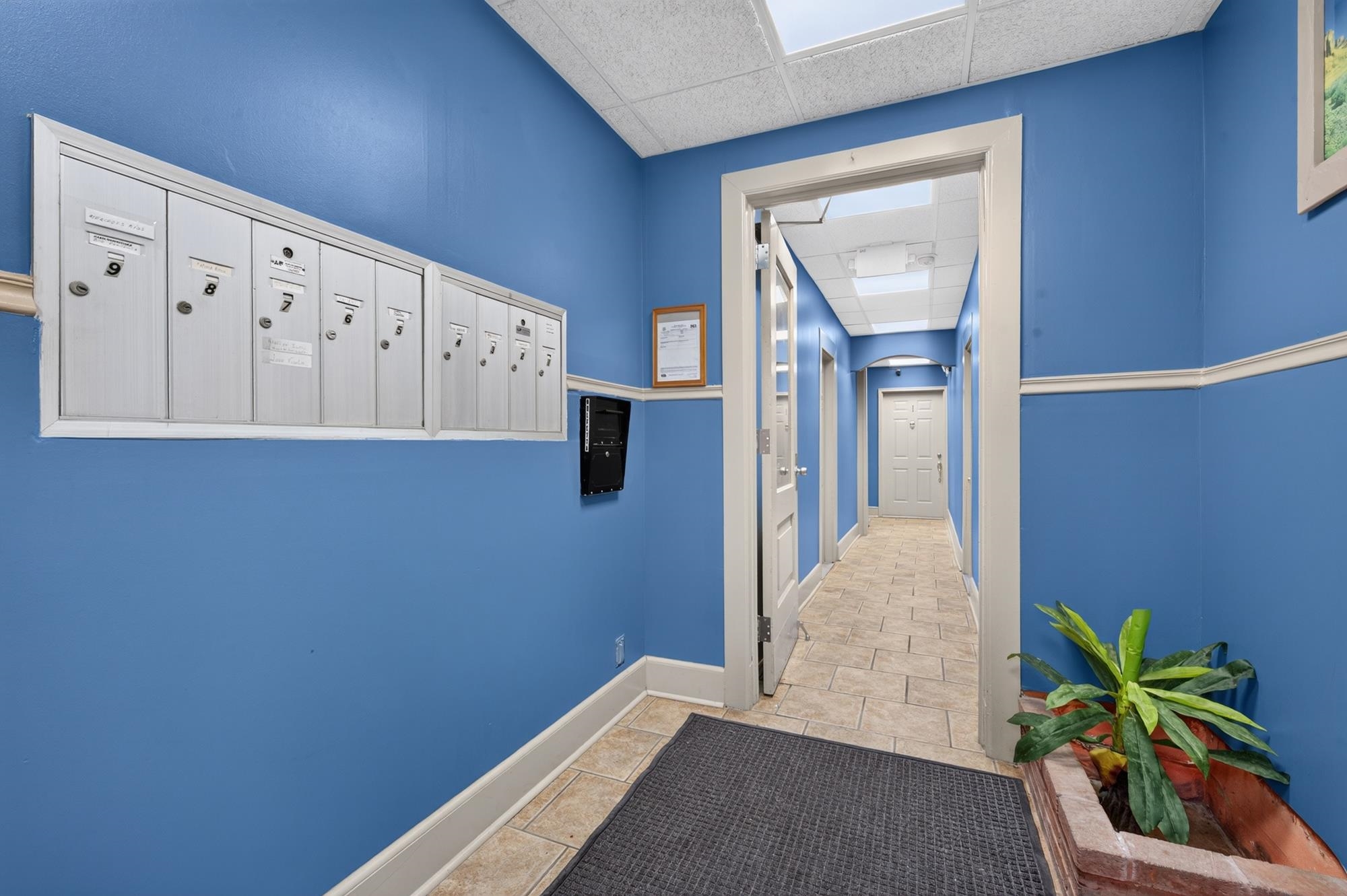 main property photo 16