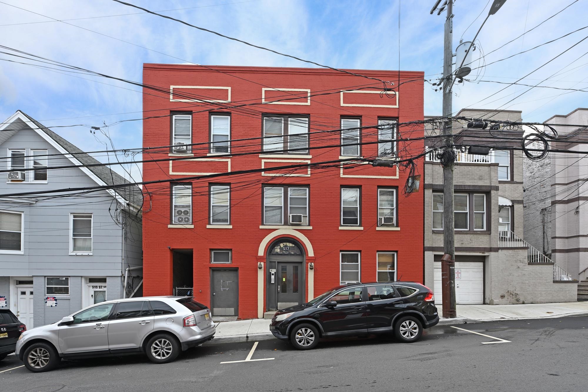 main property photo 18