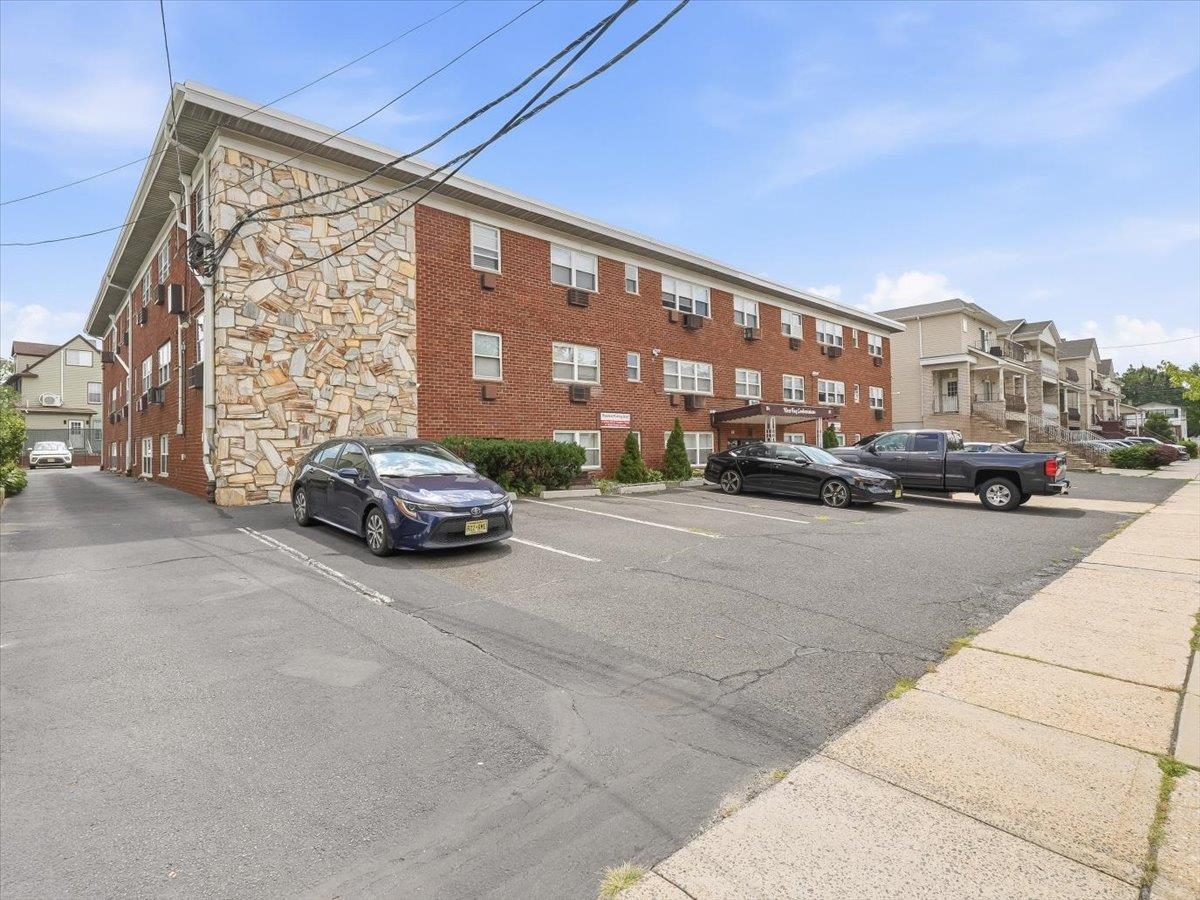 main property photo 24