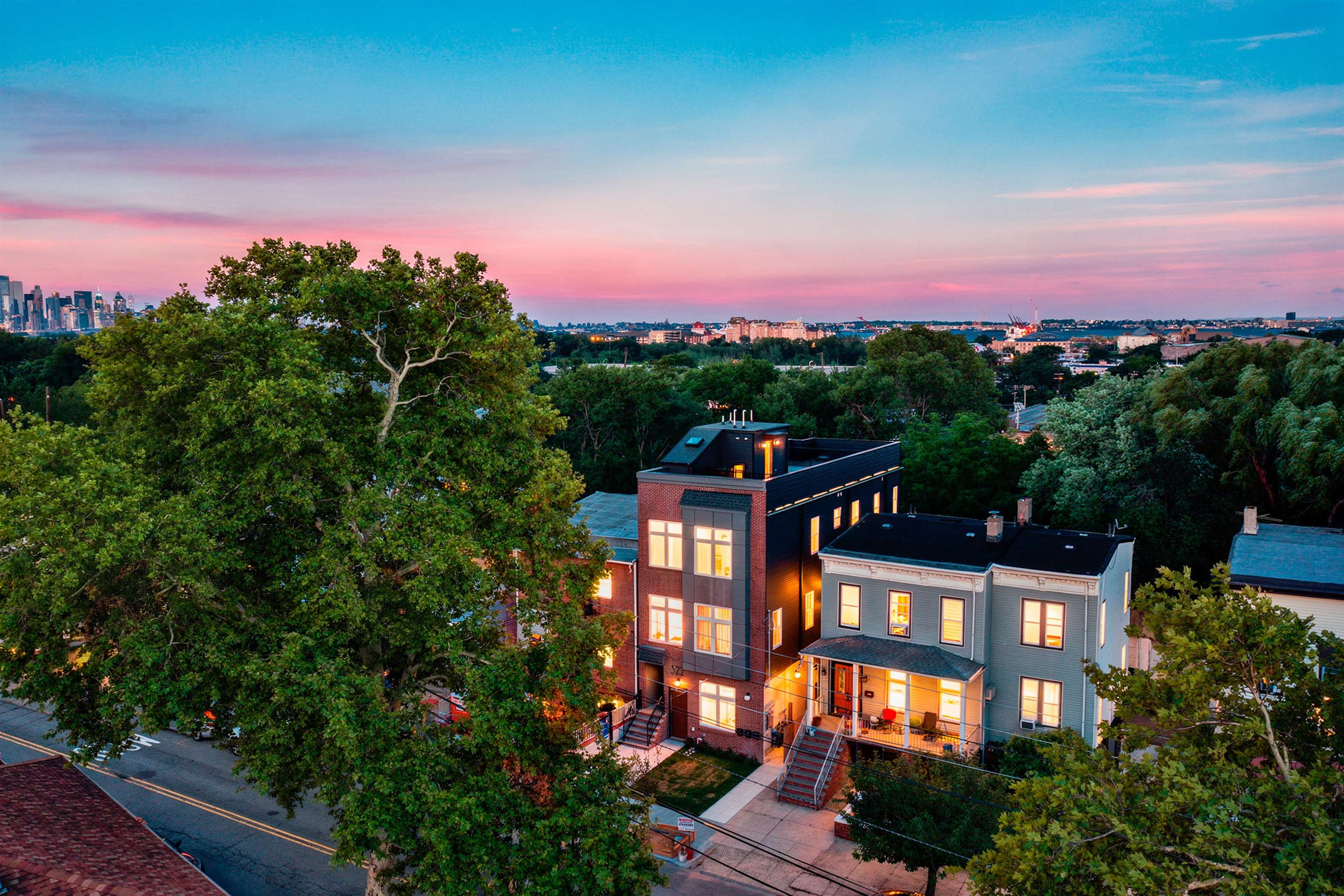 main property photo 30