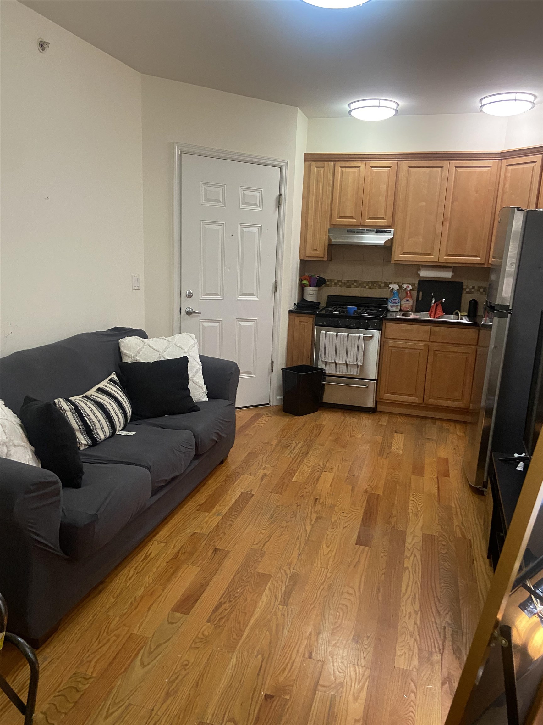 property viewer photo 6