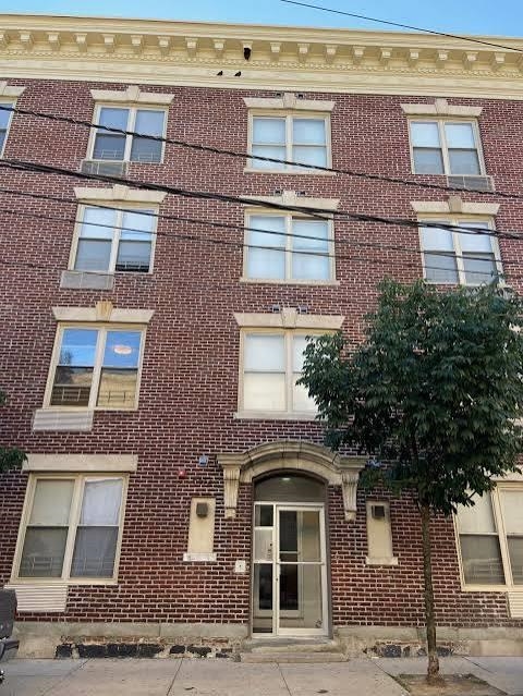 property viewer photo 7