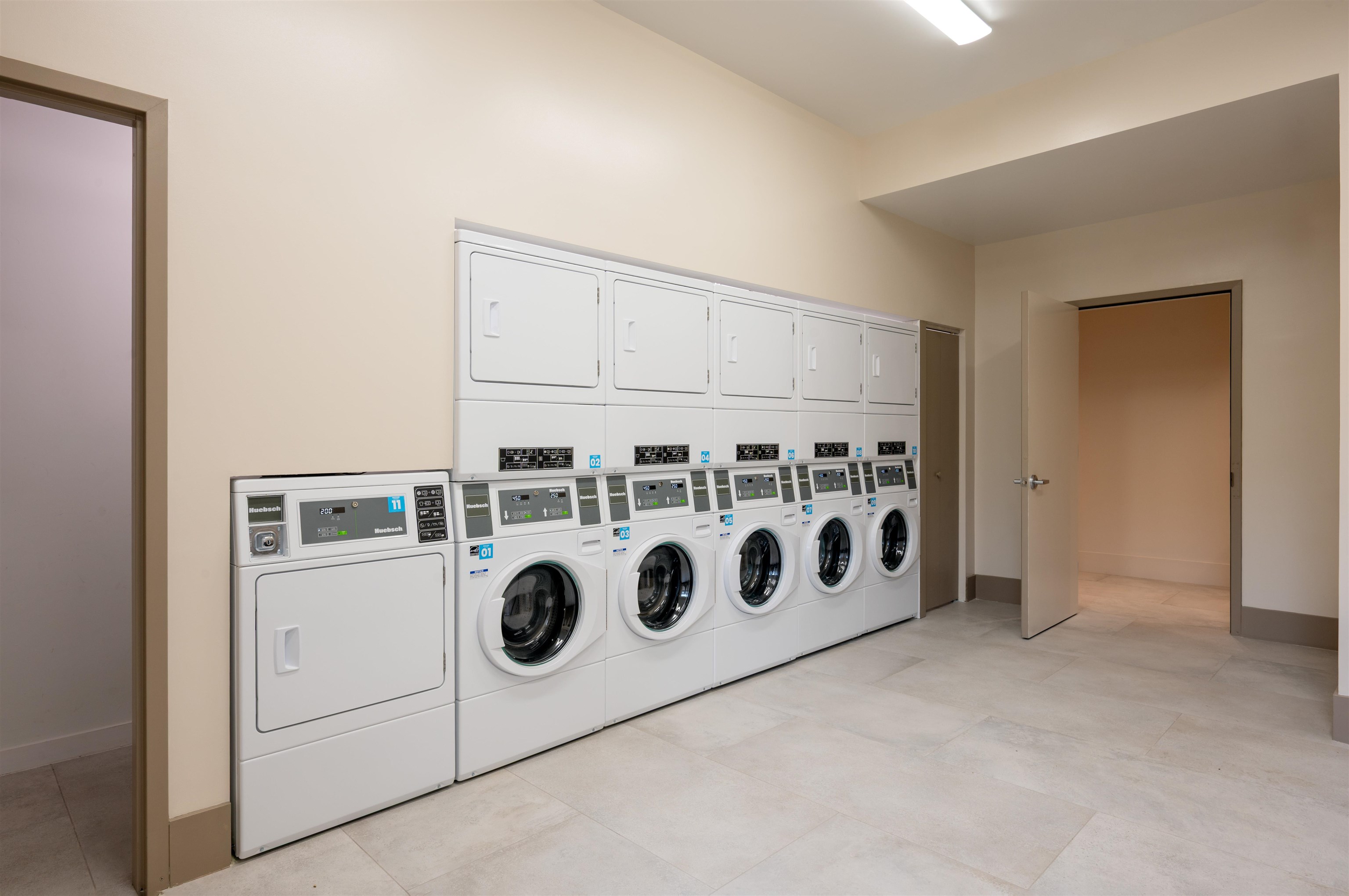 main property photo 20