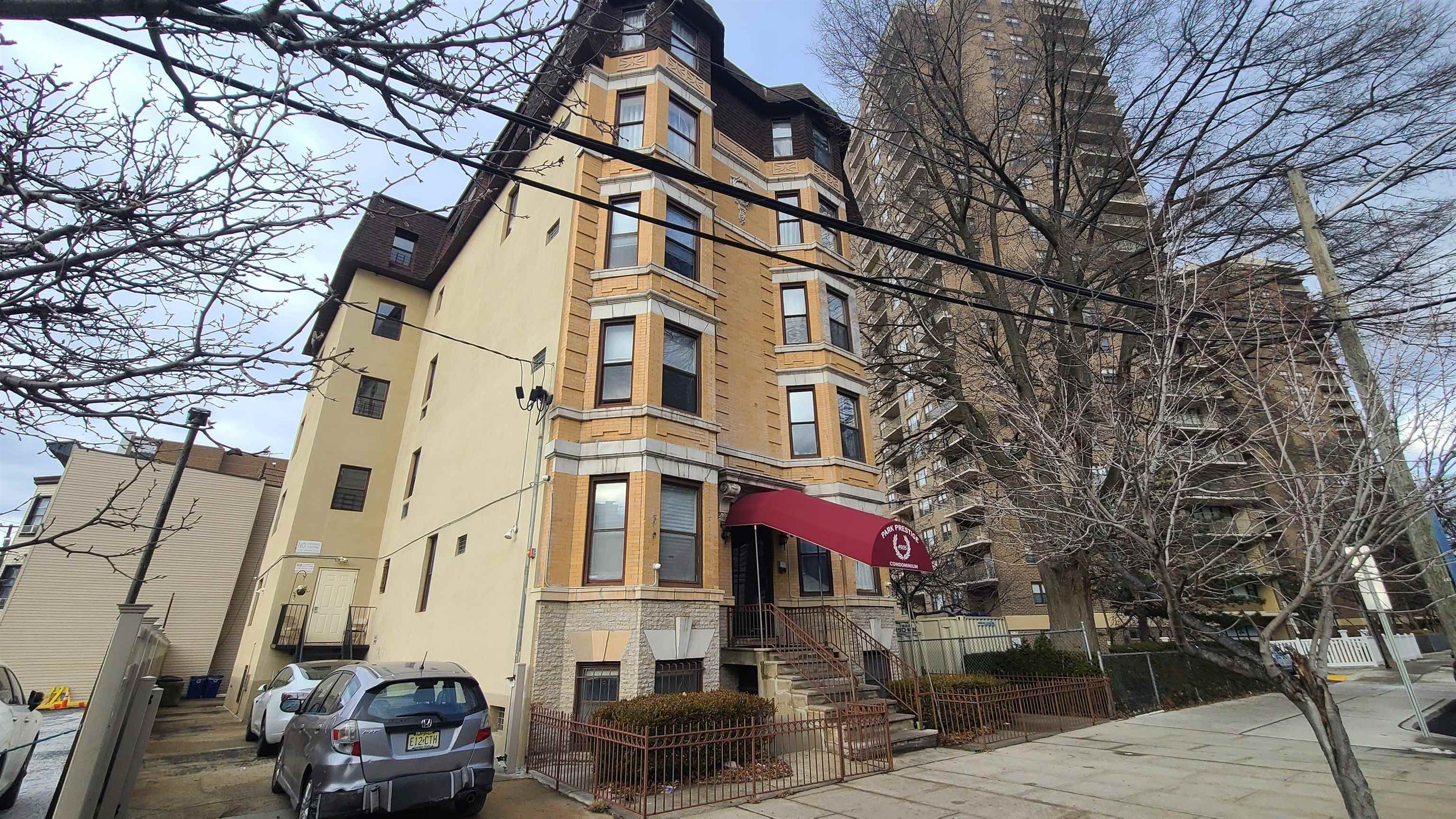 main property photo 26